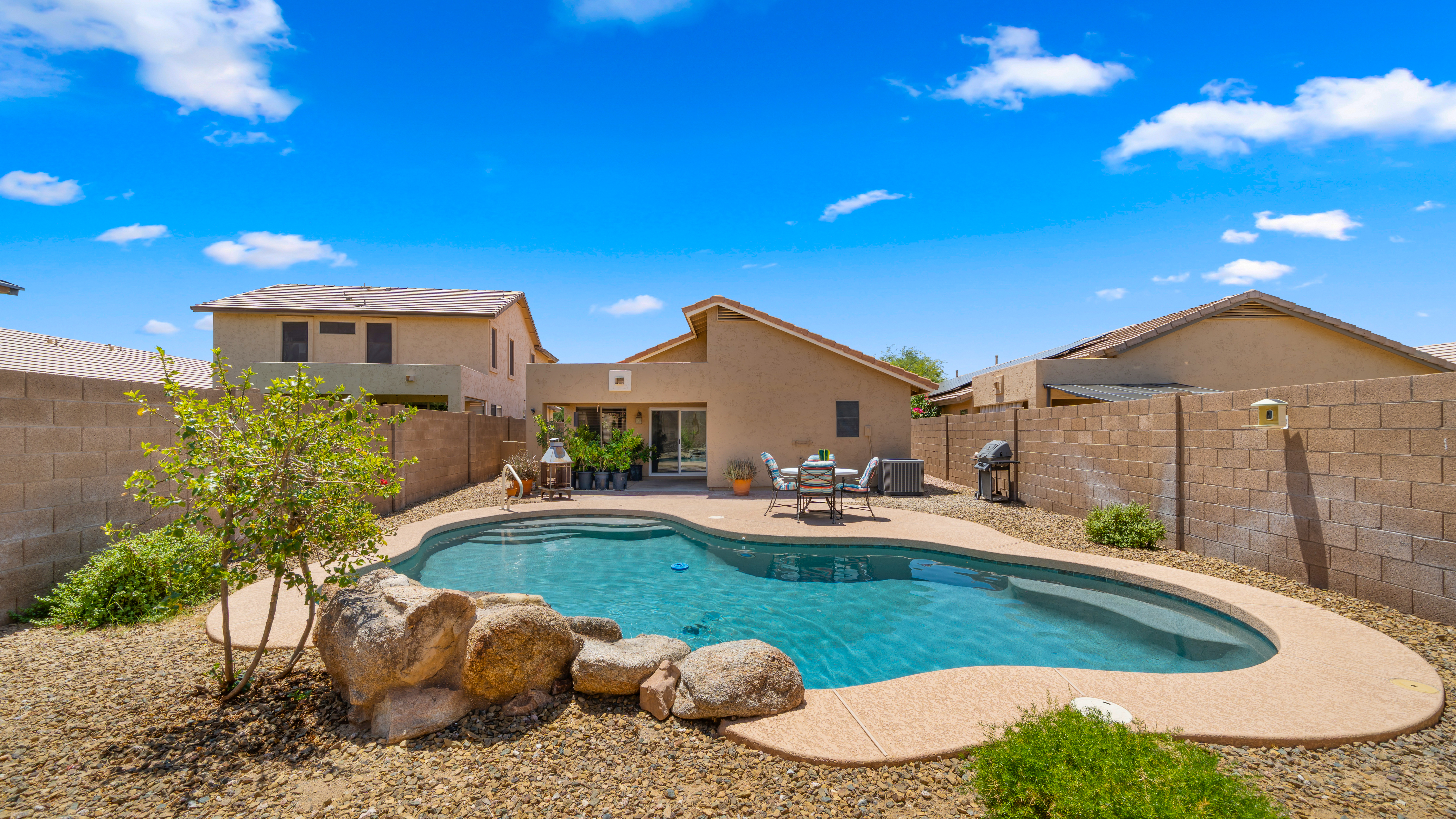  4820 E Melinda Ln¦Phoenix, AZ - 物件實景