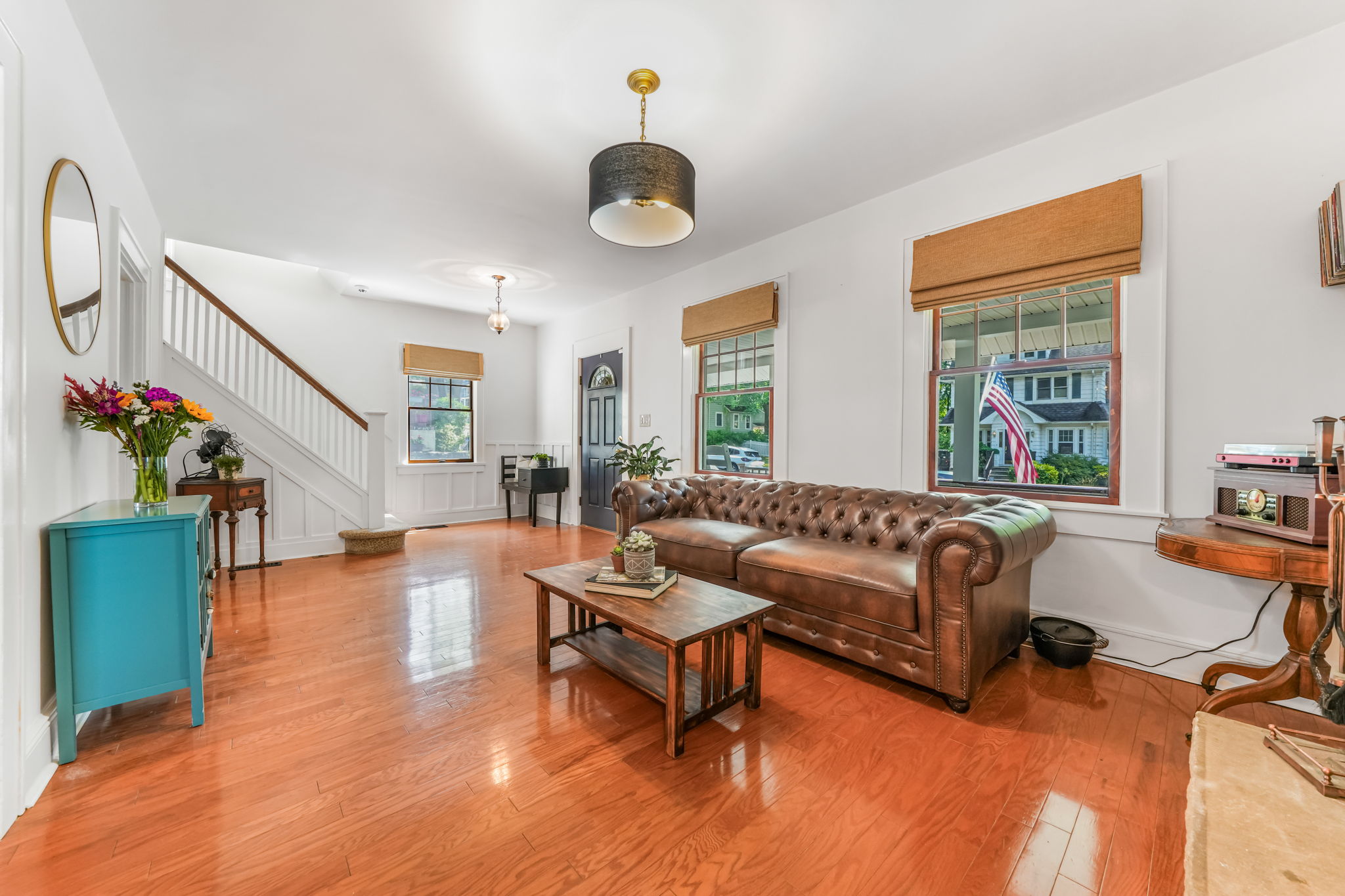 Midland Park, New Jersey, 07432, United States, 4 Bedrooms Bedrooms, ,4 BathroomsBathrooms,Residential,For Sale,1975640