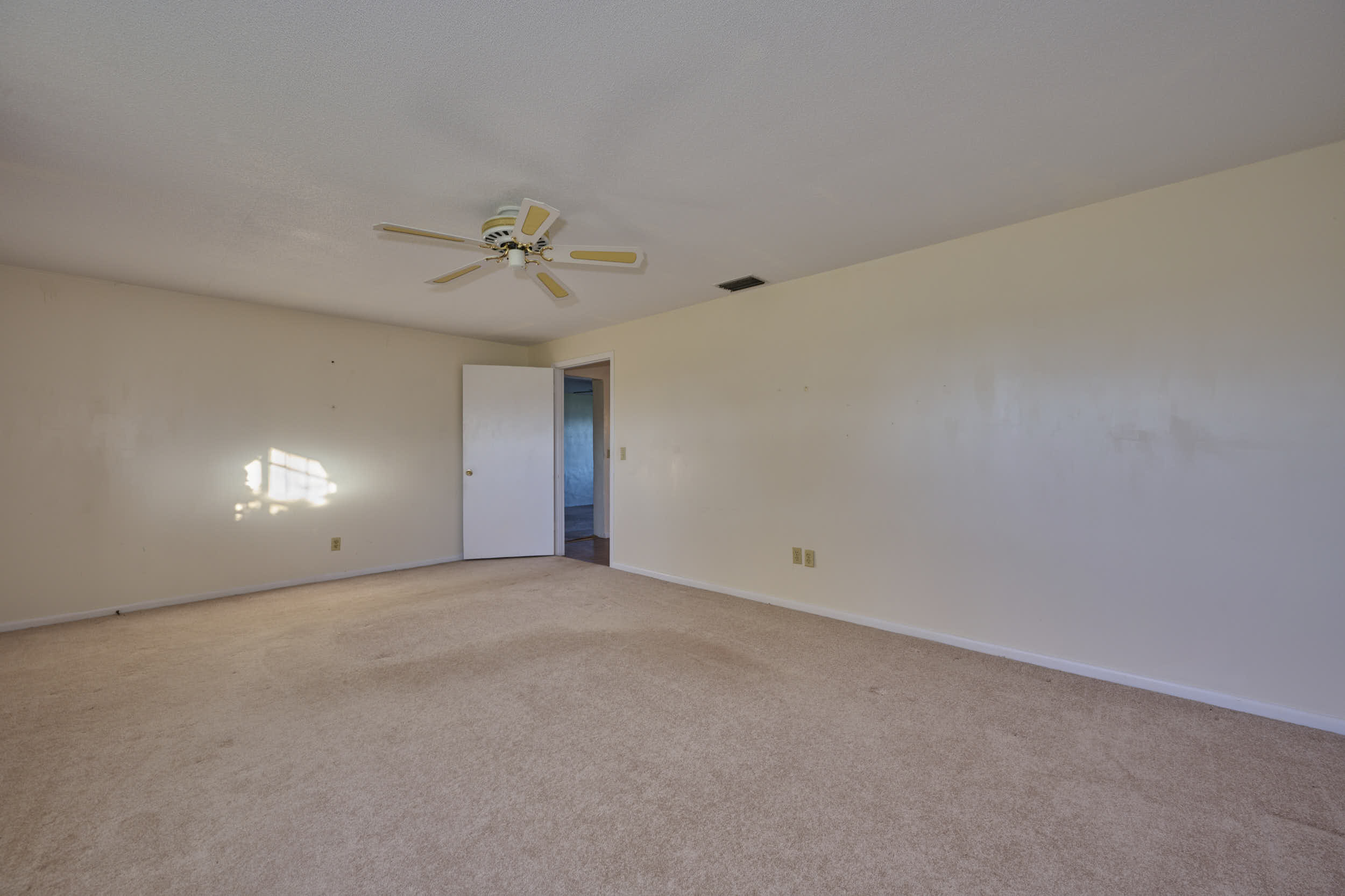 BARTOW, Florida, 33830, United States, 3 Bedrooms Bedrooms, ,2 BathroomsBathrooms,Residential,For Sale,1915491