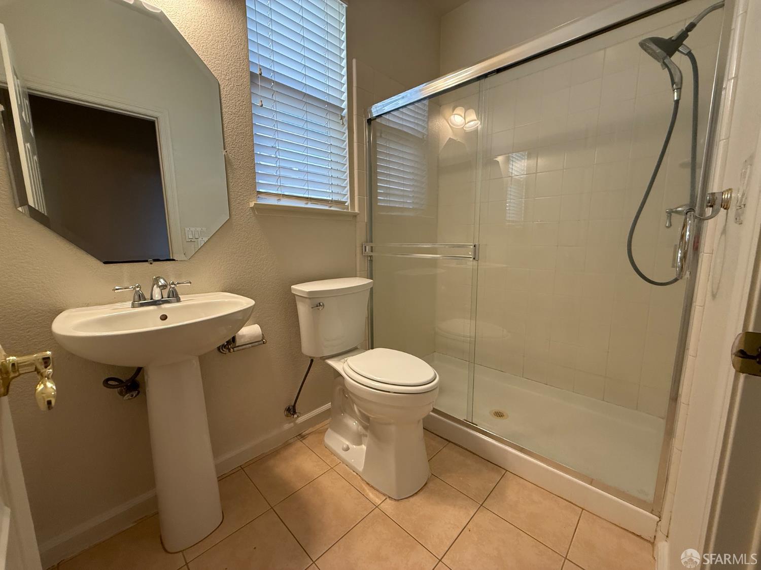 Antioch, California, 94531, United States, 4 Bedrooms Bedrooms, ,3 BathroomsBathrooms,Residential,For Sale,2038365