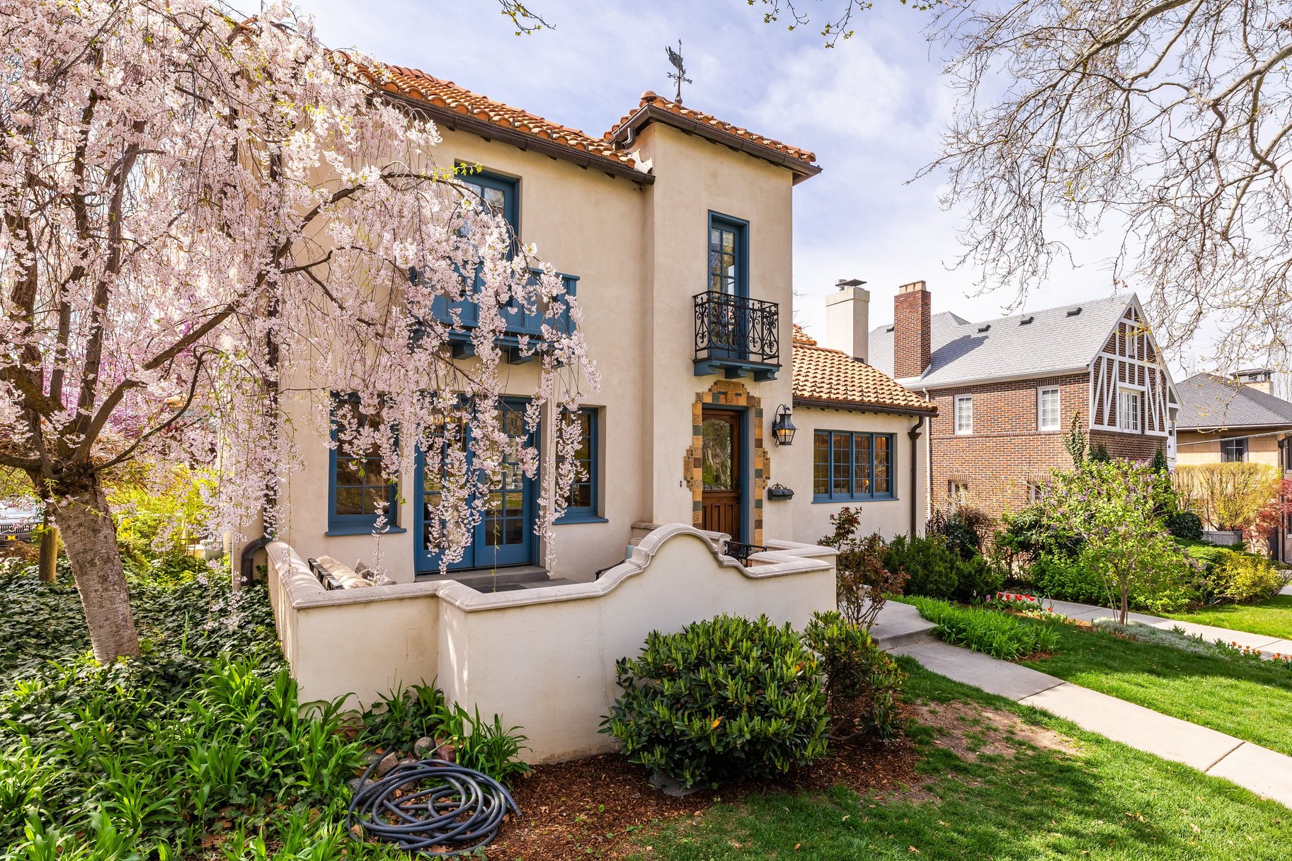  The Nels G. Hall House  Historic Spanish Colonial in Prime Federal Heights - 物件實景