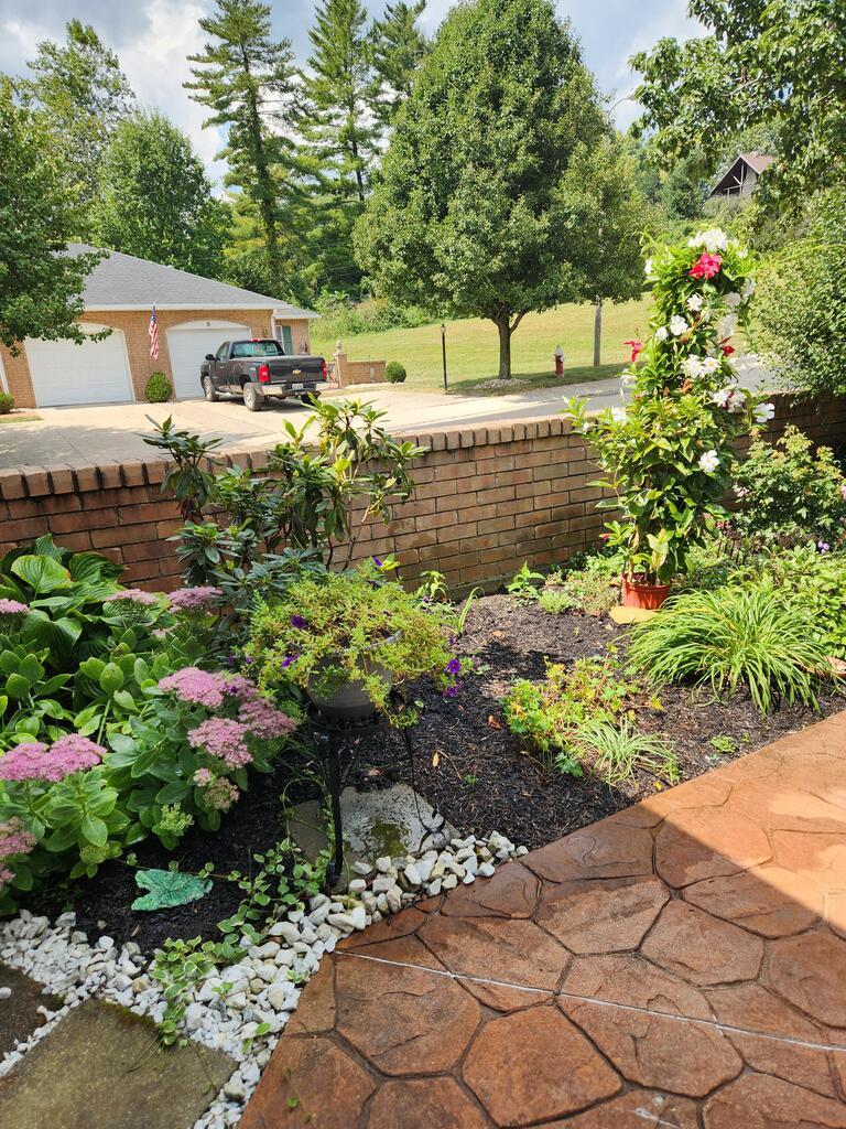 Susan Dr, Chillicothe, OH 45601 #1