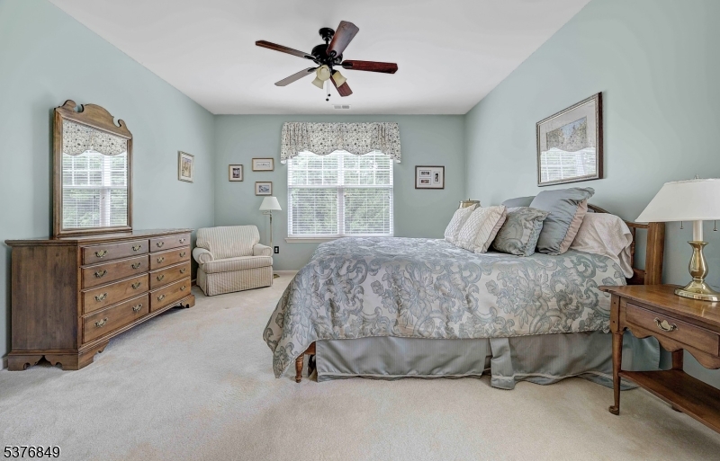 Franklin Twp., New Jersey, 08873, United States, 3 Bedrooms Bedrooms, ,2 BathroomsBathrooms,Residential,For Sale,1926291