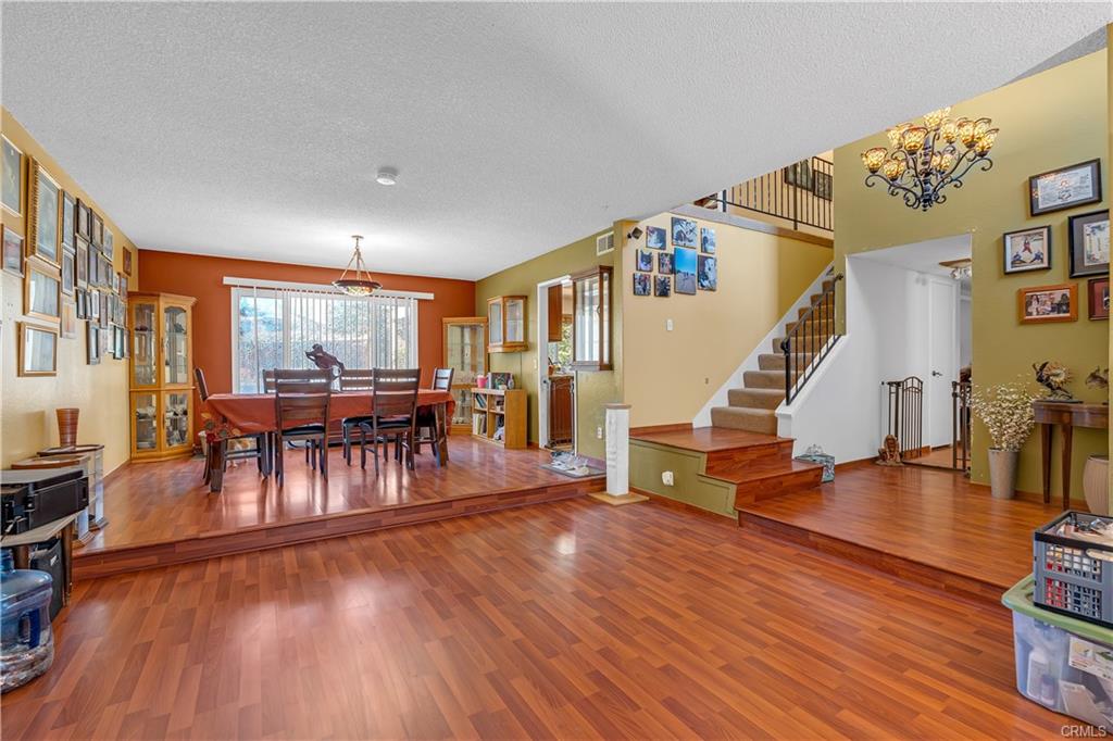 Claremont, California, 91711, United States, 4 Bedrooms Bedrooms, ,2 BathroomsBathrooms,Residential,For Sale,1975590