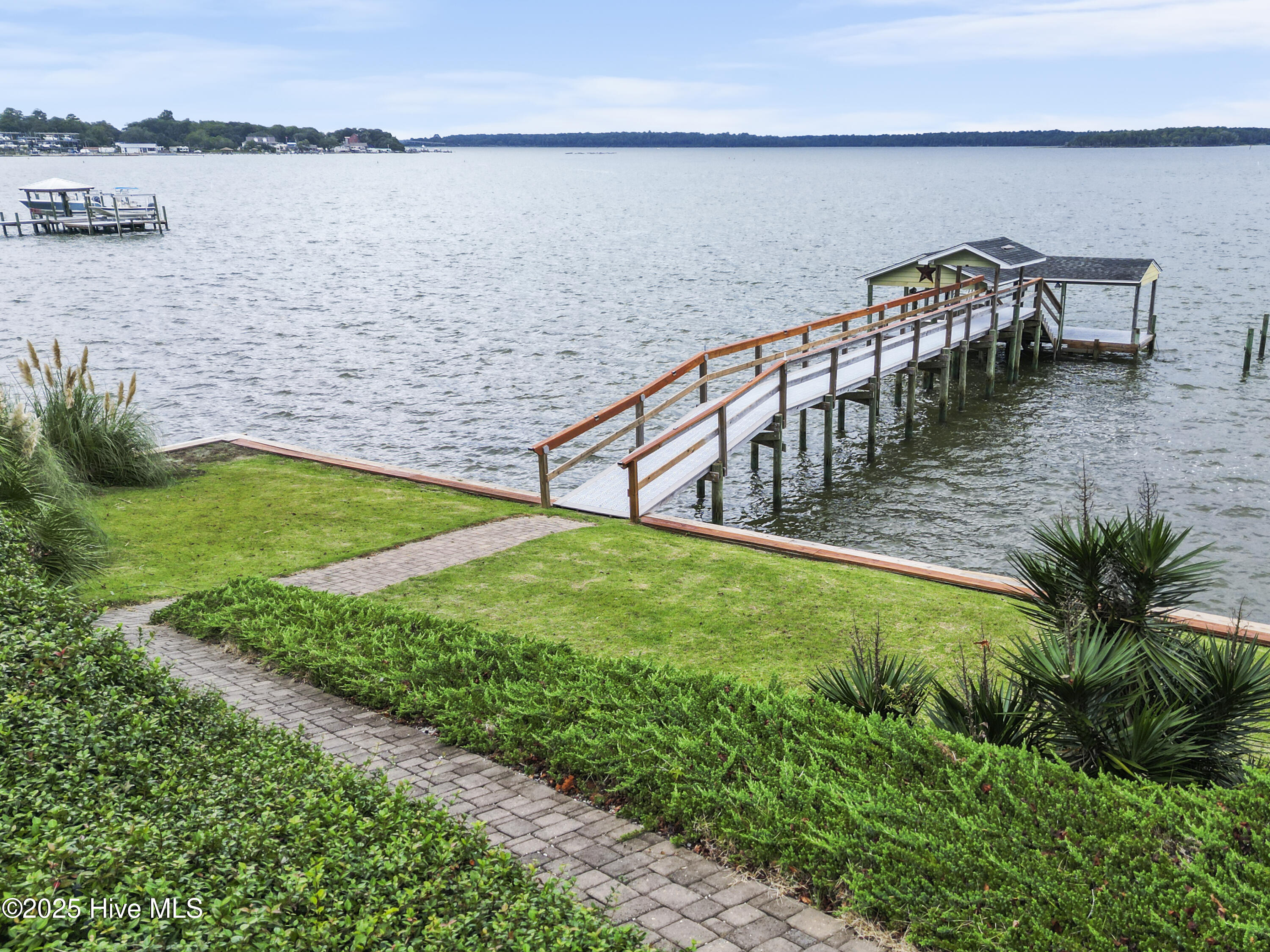 Sneads Ferry, North Carolina, 28460, United States, 4 Bedrooms Bedrooms, ,3 BathroomsBathrooms,Residential,For Sale,1947068