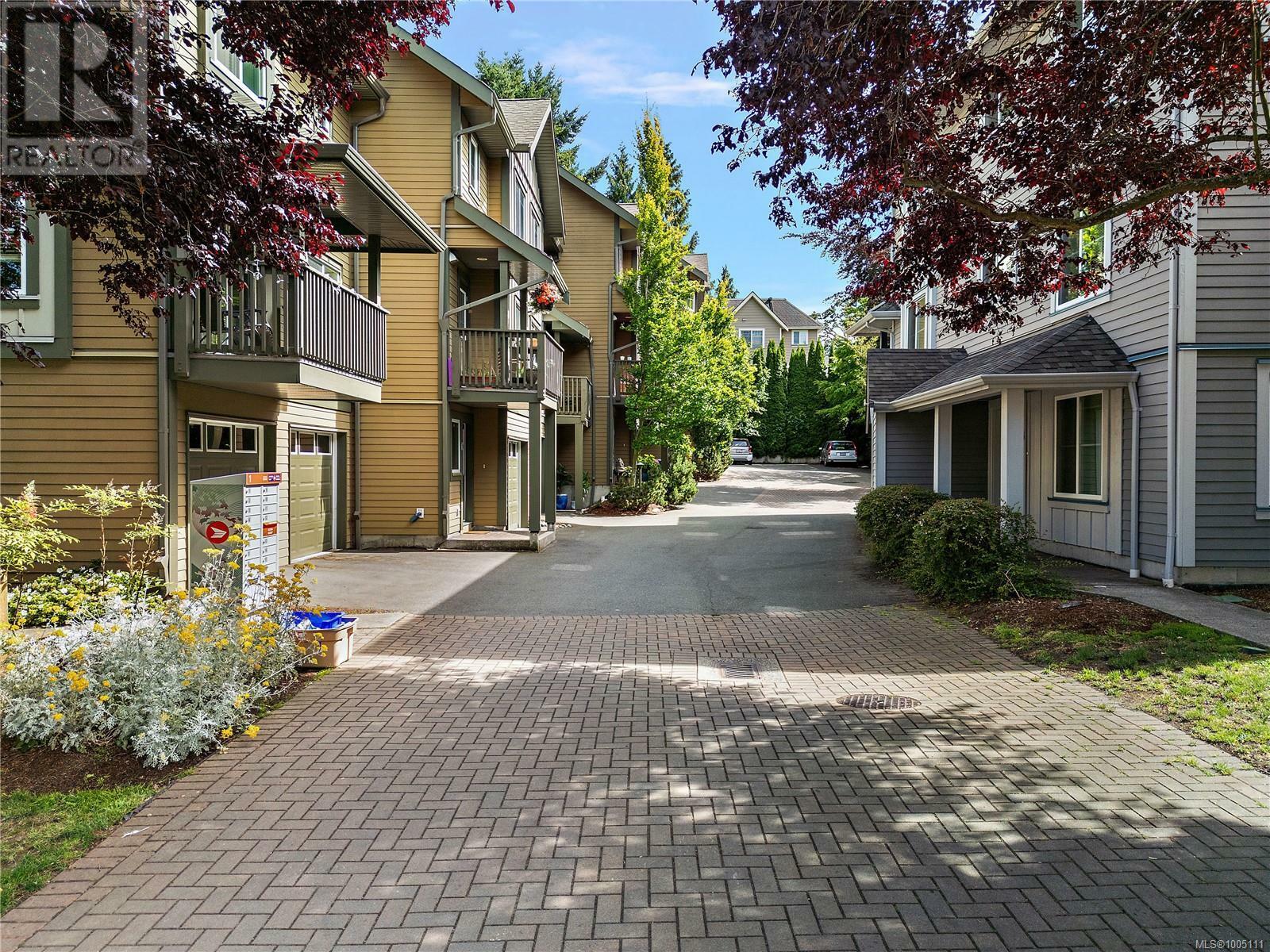 VICTORIA, British Columbia, V8T 0A3, CA, 3 Bedrooms Bedrooms, ,3 BathroomsBathrooms,Residential,For Sale,1883678