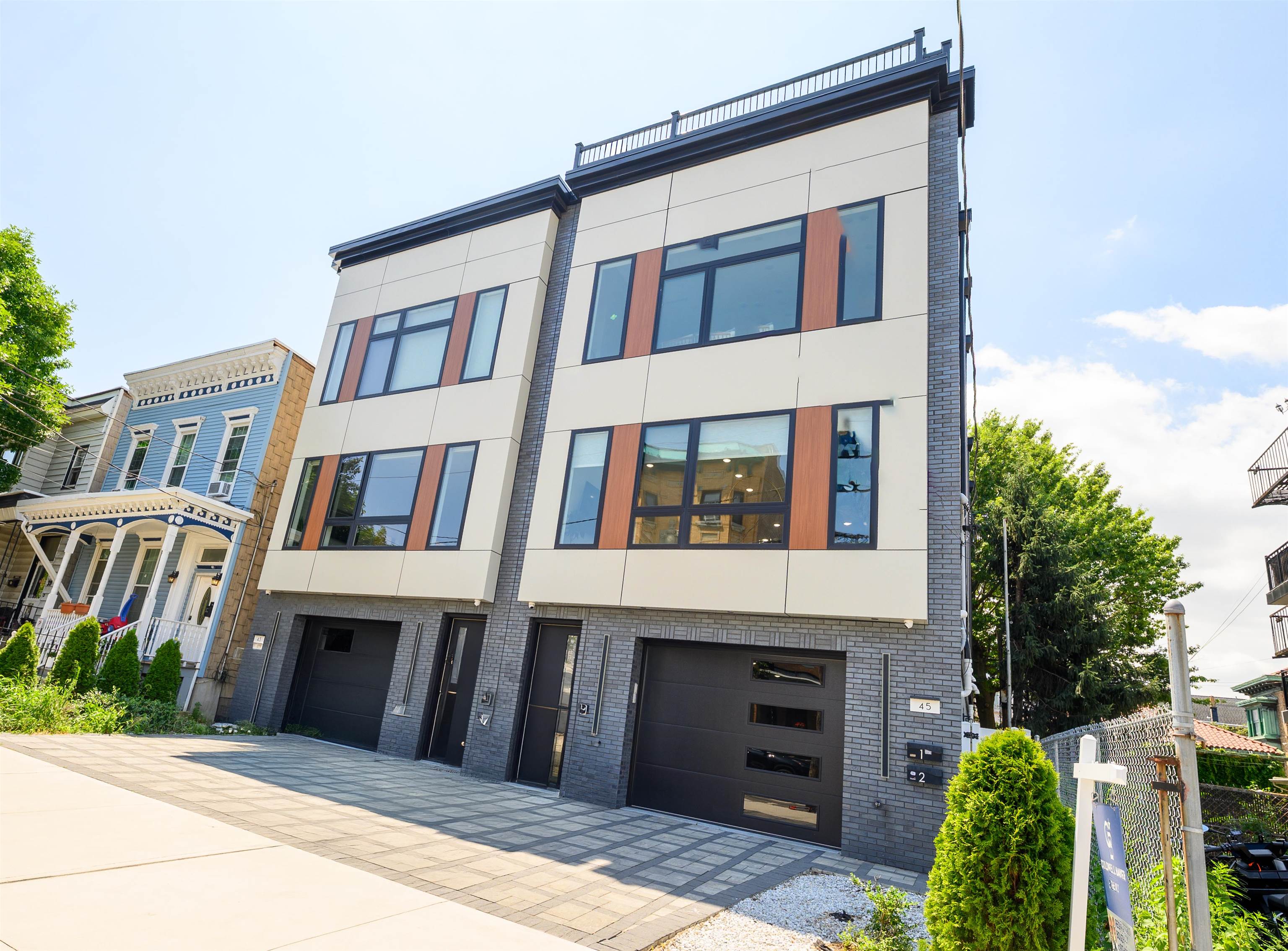 Jersey City, New Jersey, 07307, United States, 3 Bedrooms Bedrooms, ,3 BathroomsBathrooms,Residential,For Sale,1901105