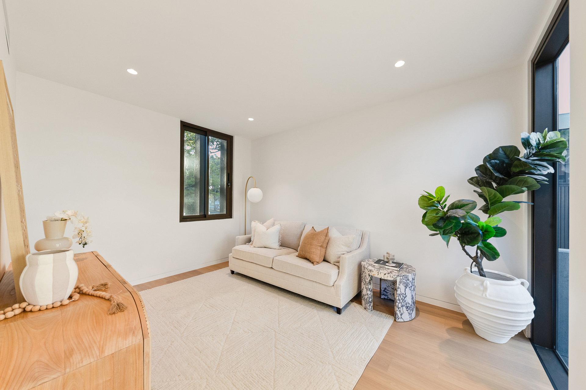  Lifestyle at the forefront in this sleek architectural residence - 物件實景