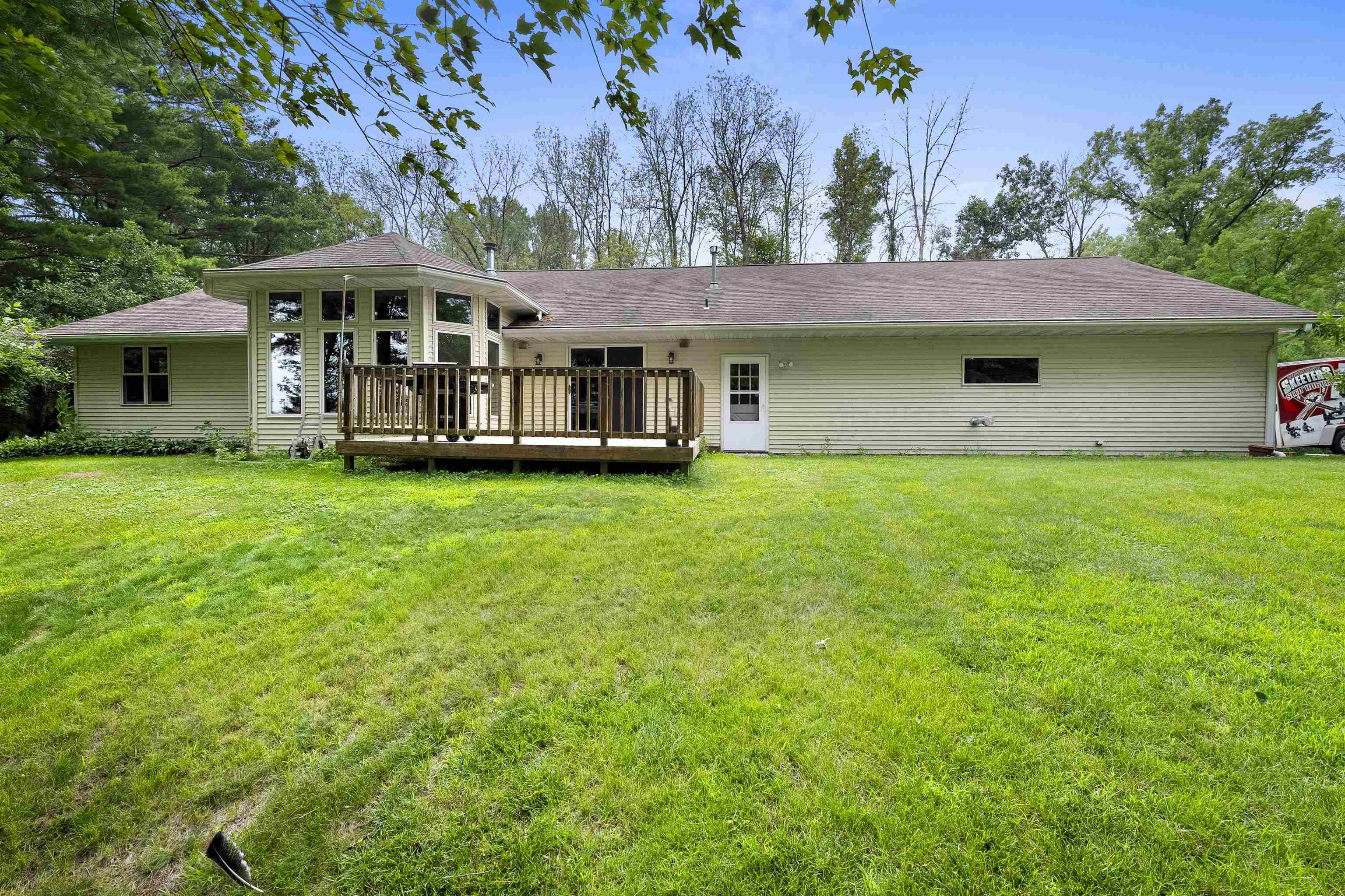 SUAMICO, Wisconsin, 54173, United States, 3 Bedrooms Bedrooms, ,4 BathroomsBathrooms,Residential,For Sale,1911099