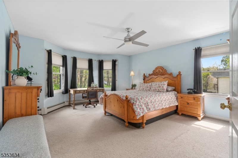 Andover Twp., New Jersey, 07821, United States, 4 Bedrooms Bedrooms, ,3 BathroomsBathrooms,Residential,For Sale,1793413