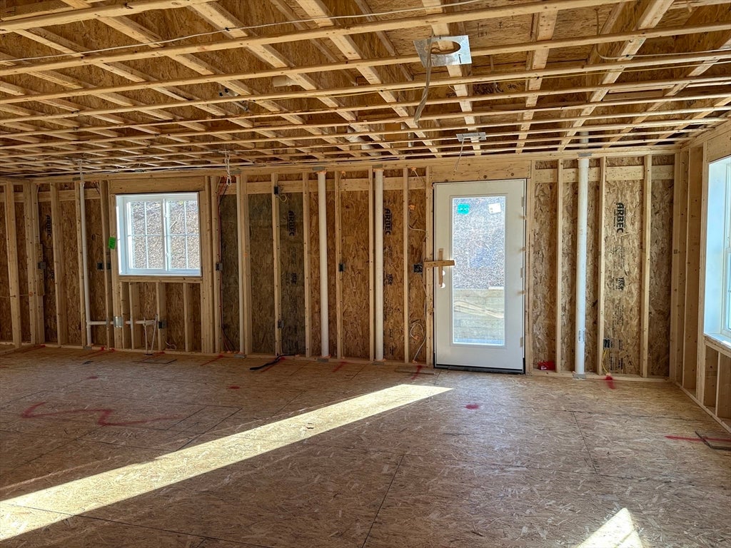 Plymouth, Massachusetts, 02360, United States, 3 Bedrooms Bedrooms, ,4 BathroomsBathrooms,Residential,For Sale,1987322