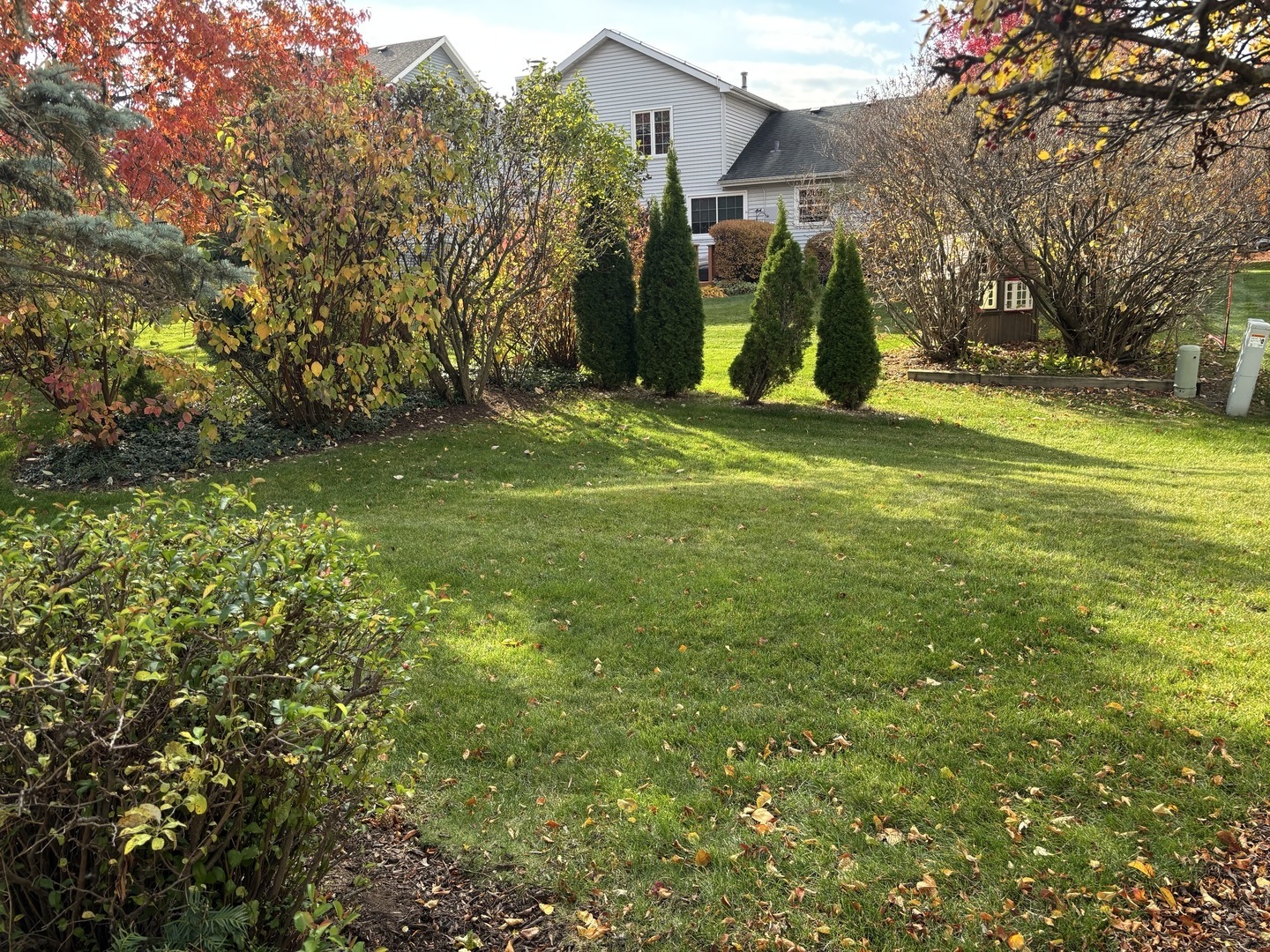 Hoffman Estates, Illinois, 60010, United States, 5 Bedrooms Bedrooms, ,3 BathroomsBathrooms,Residential,For Sale,1989423