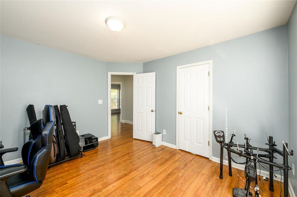 Lilburn, Georgia, 30047, United States, 5 Bedrooms Bedrooms, ,3 BathroomsBathrooms,Residential,For Sale,1882447