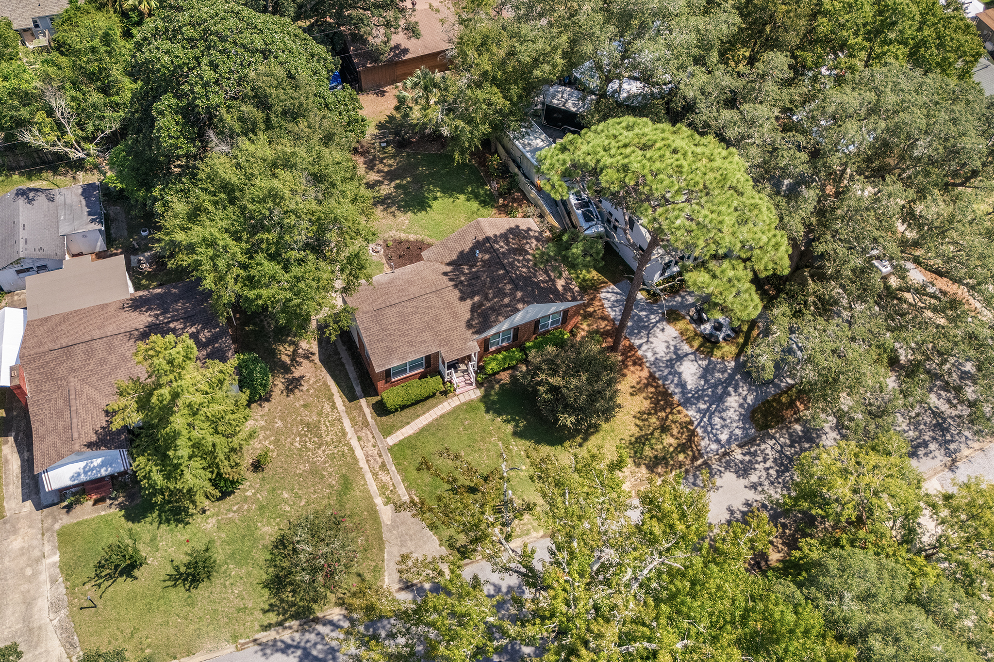  Brick Ranch in Navy Point - 物件實景