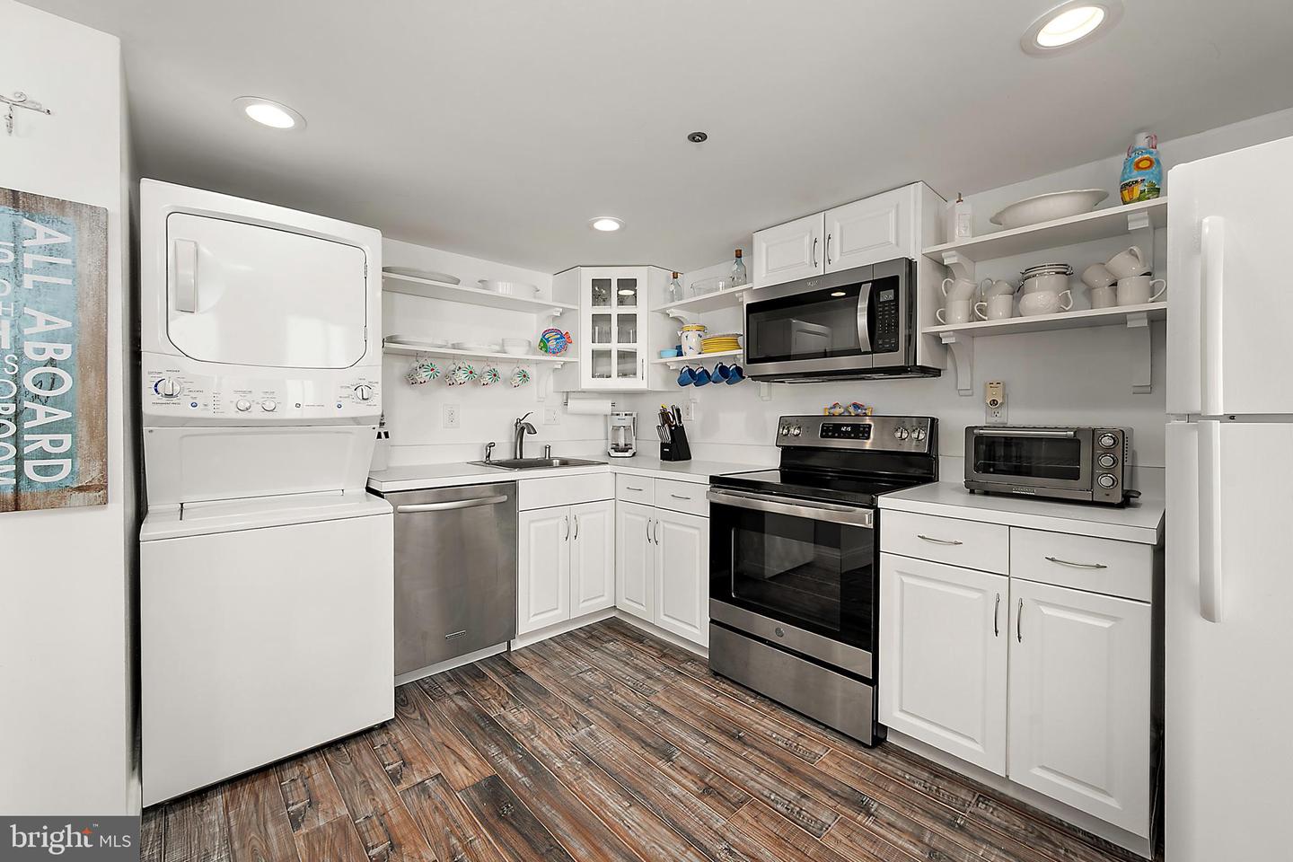 Ocean City, Maryland, 21842, United States, 2 Bedrooms Bedrooms, ,2 BathroomsBathrooms,Residential,For Sale,1957102