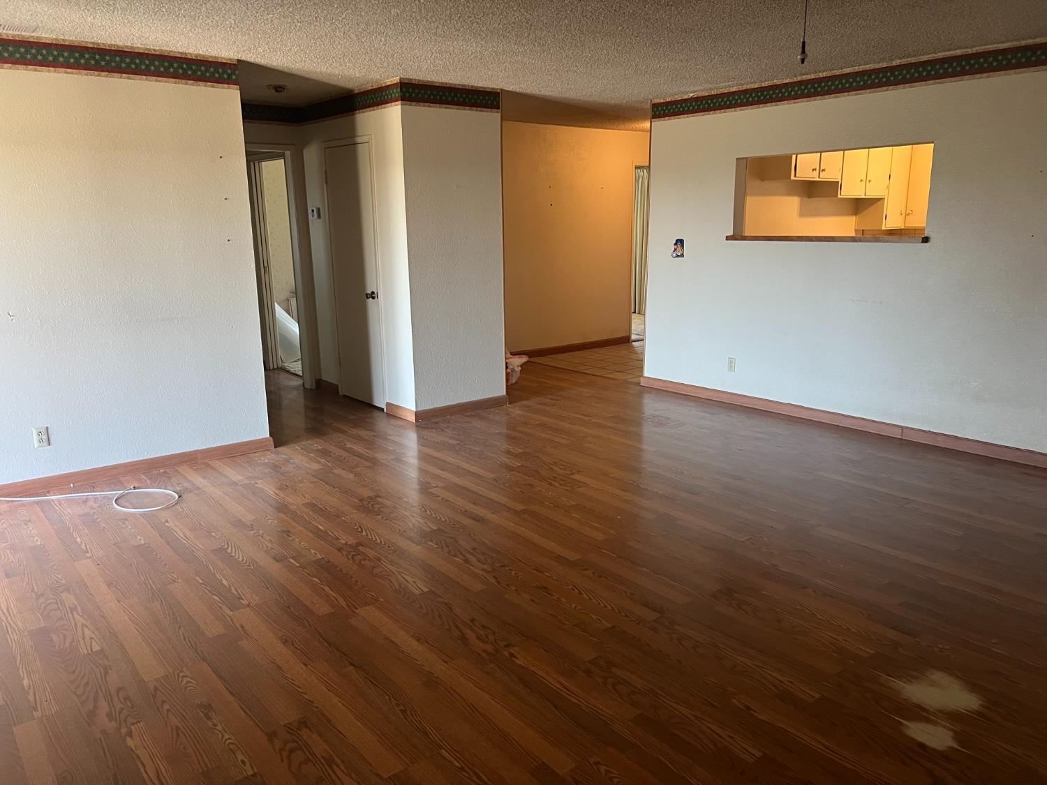 Hughson, California, 95326, United States, 3 Bedrooms Bedrooms, ,2 BathroomsBathrooms,Residential,For Sale,2048137