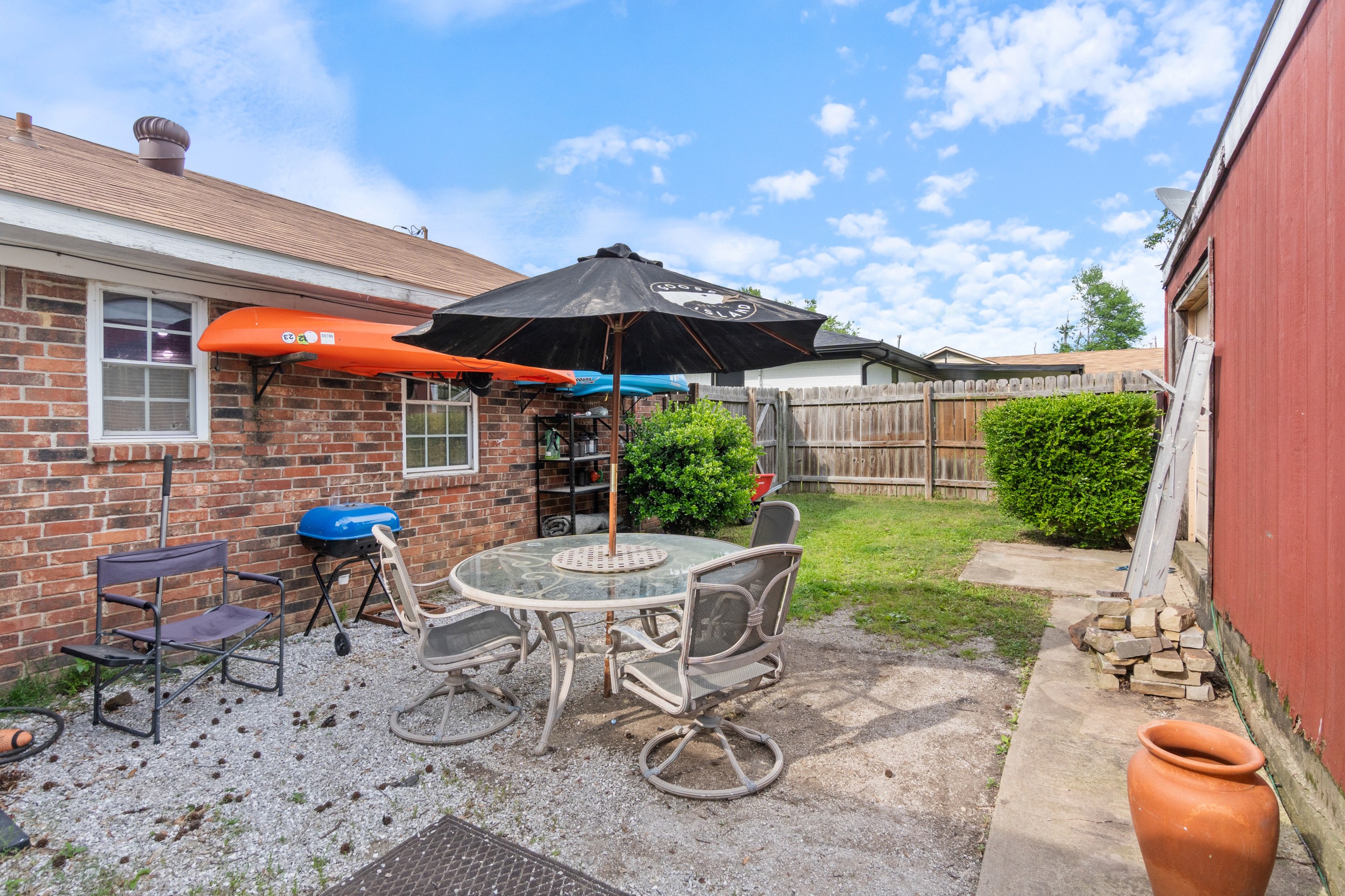 Bentonville, Arkansas, 72712, United States, 4 Bedrooms Bedrooms, ,3 BathroomsBathrooms,Residential,For Sale,1819877