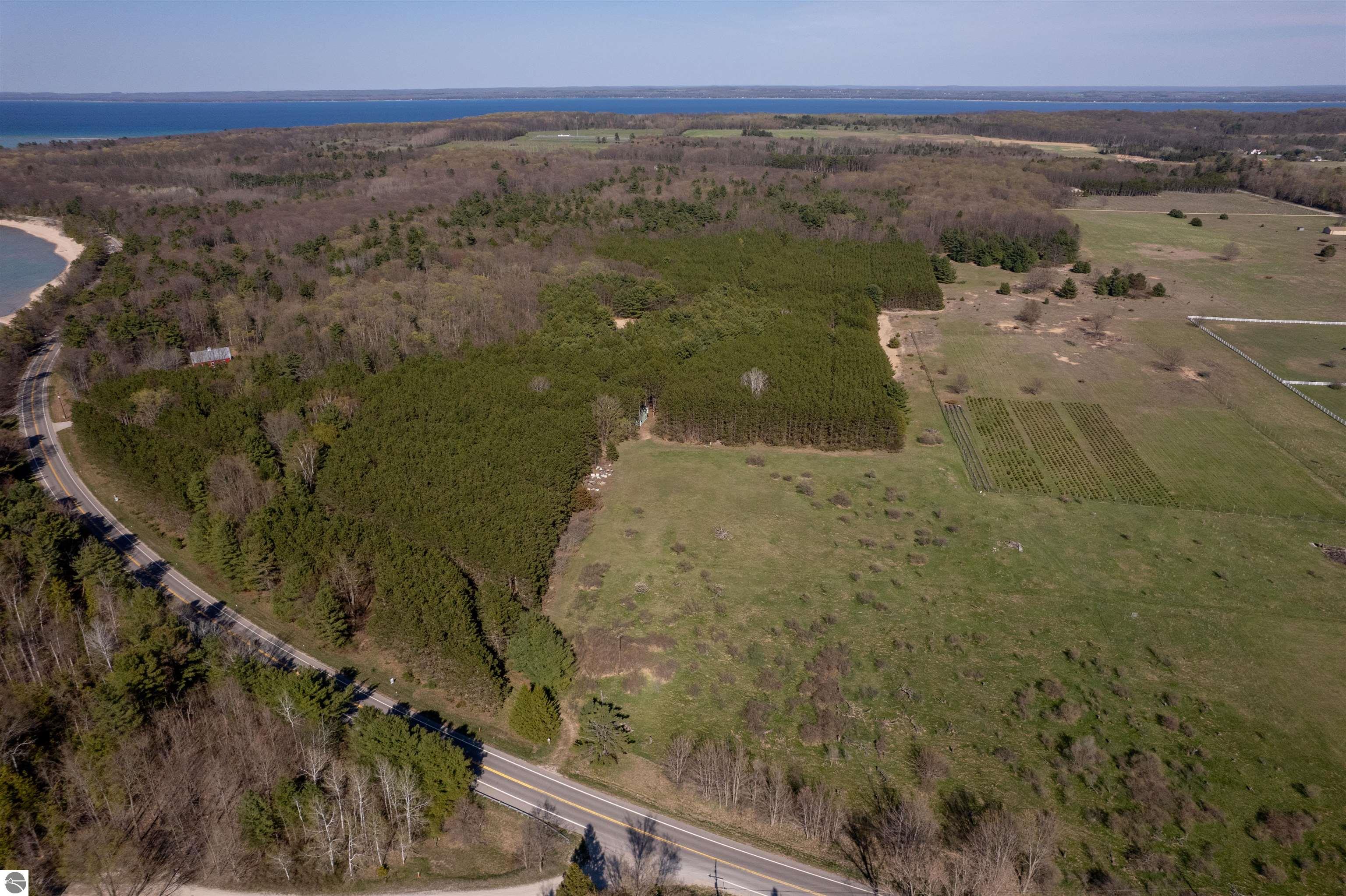 Traverse City, Michigan, 49686, United States, ,Land,For Sale,1818306