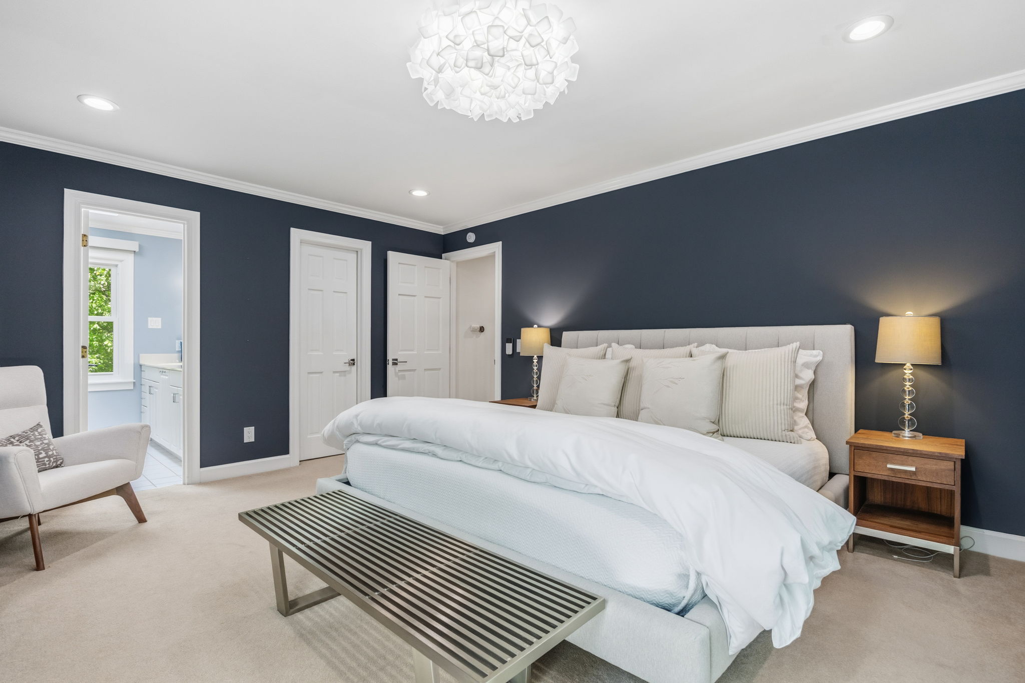  8 Sedgewood Road, Chapel Hill, NC 27514 - 物件實景