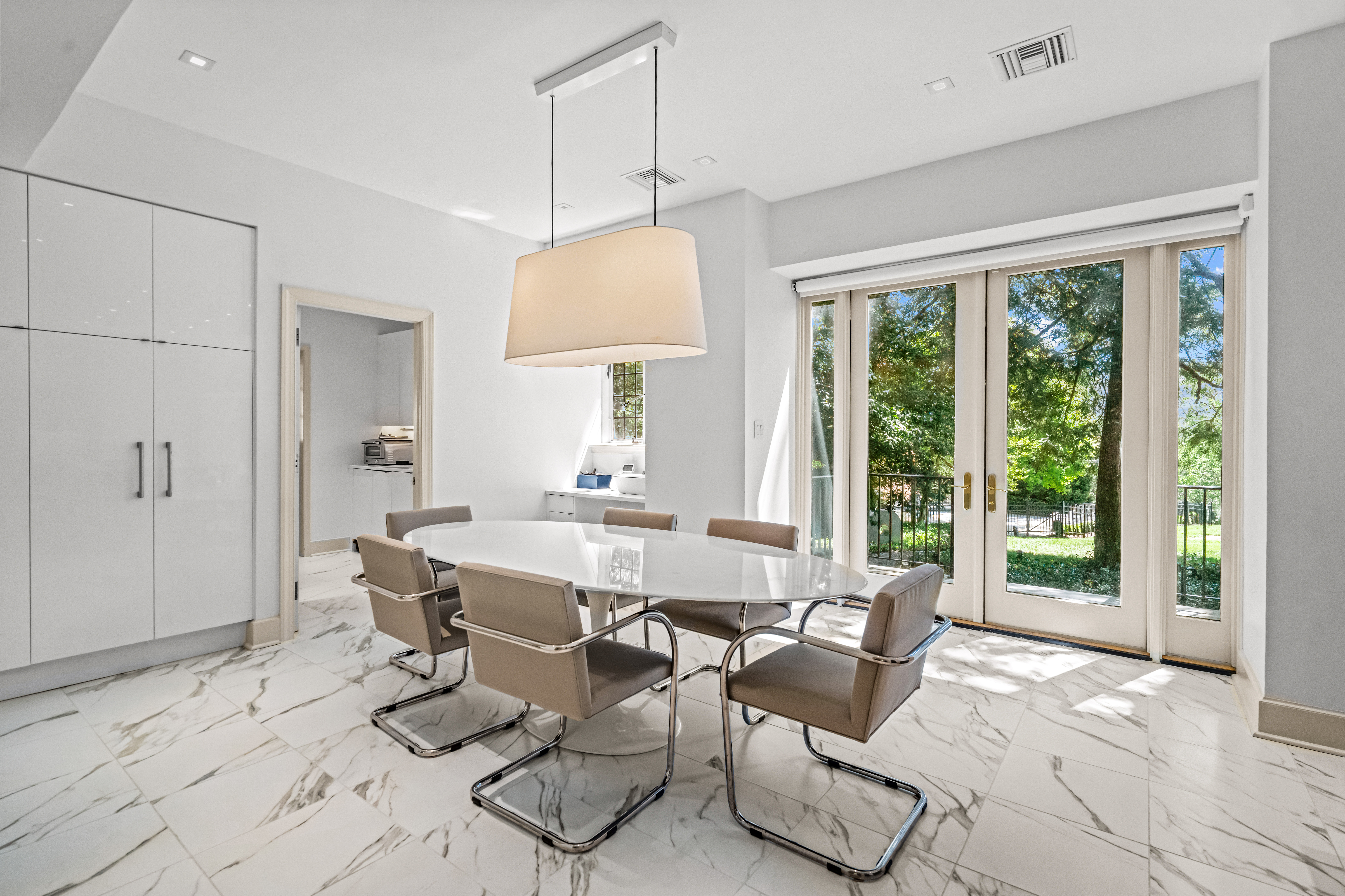  220 Ravenscliff Road, Saint Davids, PA 19087 - 物件實景