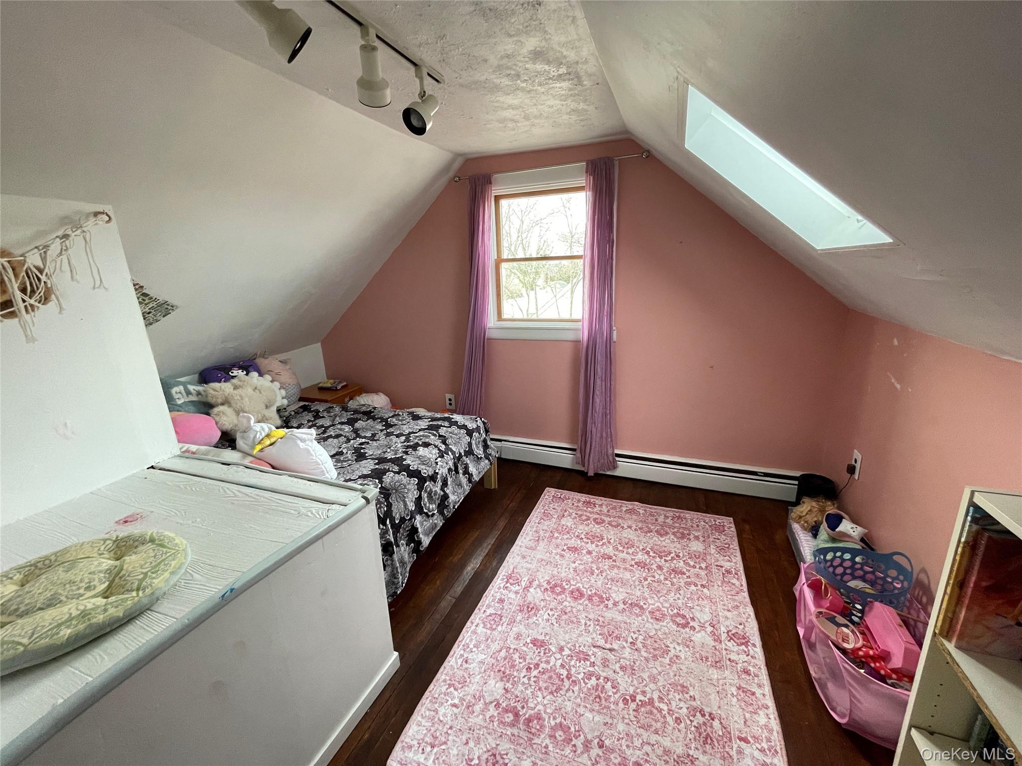 Lindenhurst, New York, 11757, United States, 4 Bedrooms Bedrooms, ,1 BathroomBathrooms,Residential,For Sale,2007758