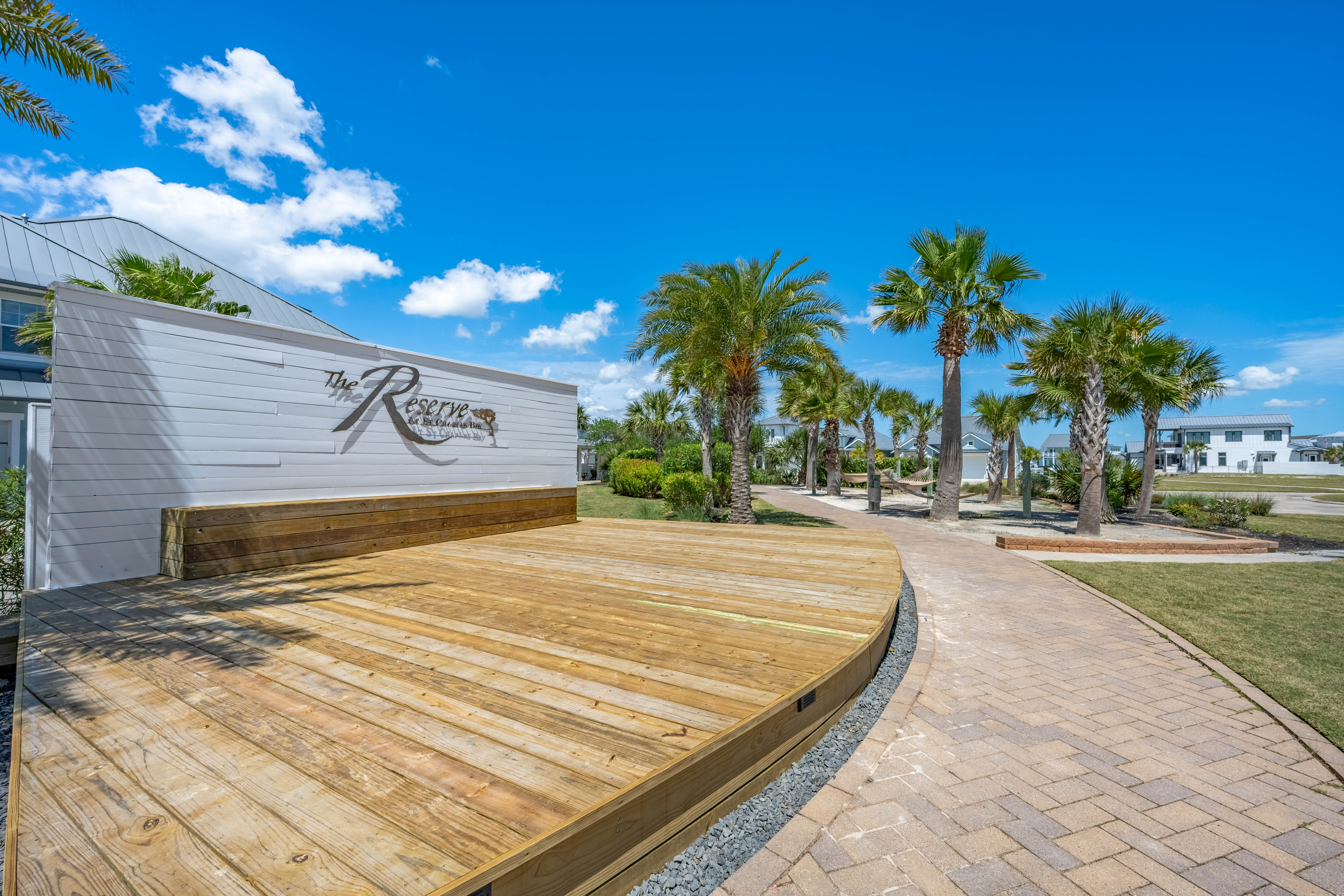  Relaxing 4BR Waterfront Condo - 物件實景