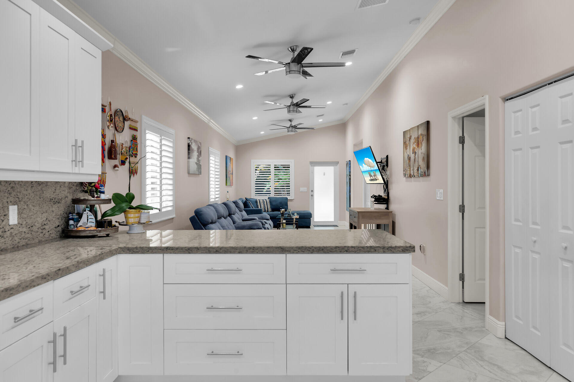 KEY LARGO, Florida, 33037, United States, 3 Bedrooms Bedrooms, ,2 BathroomsBathrooms,Residential,For Sale,1950983