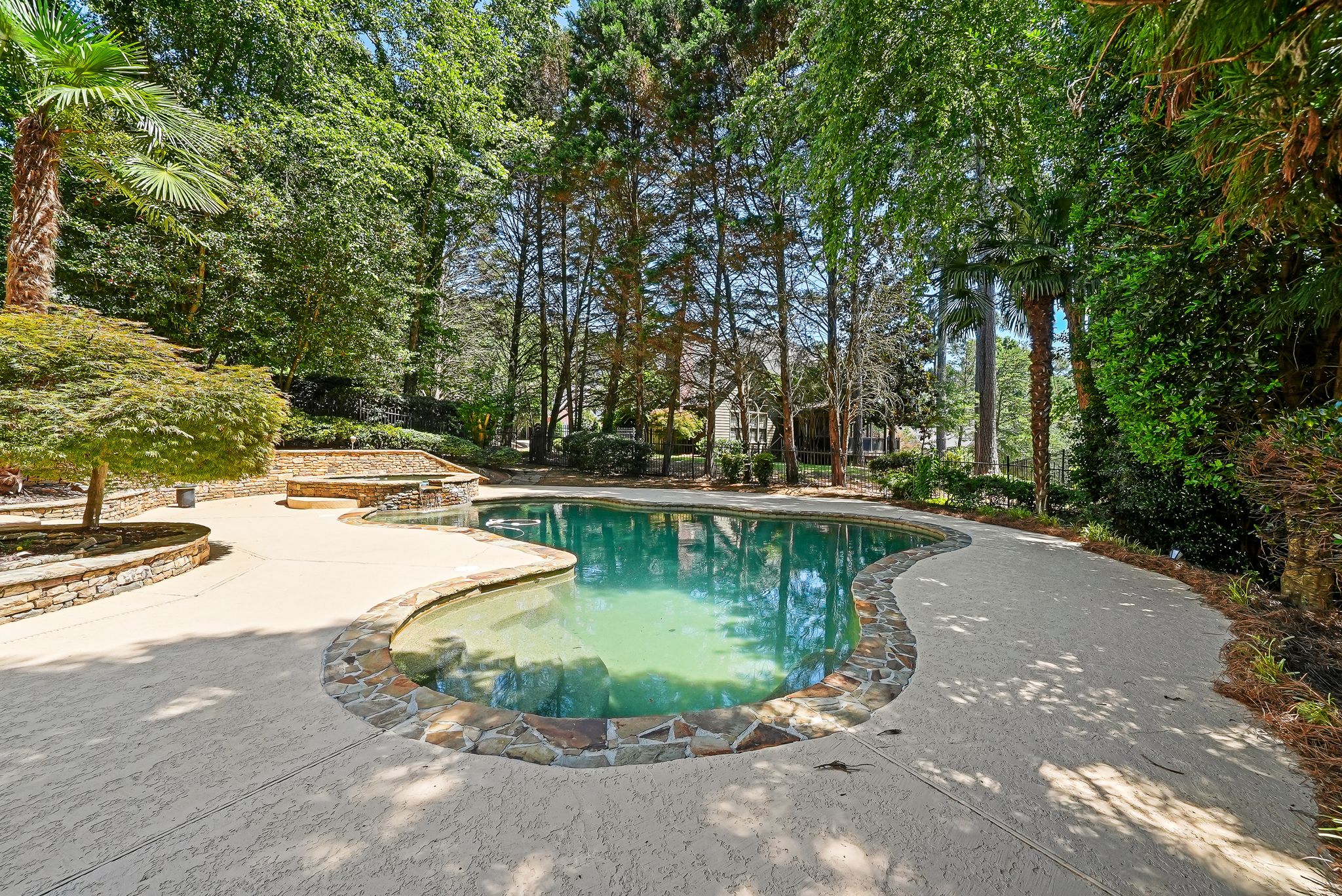  Beautifully Updated Home with Exceptional Outdoor Entertaining - 物件實景