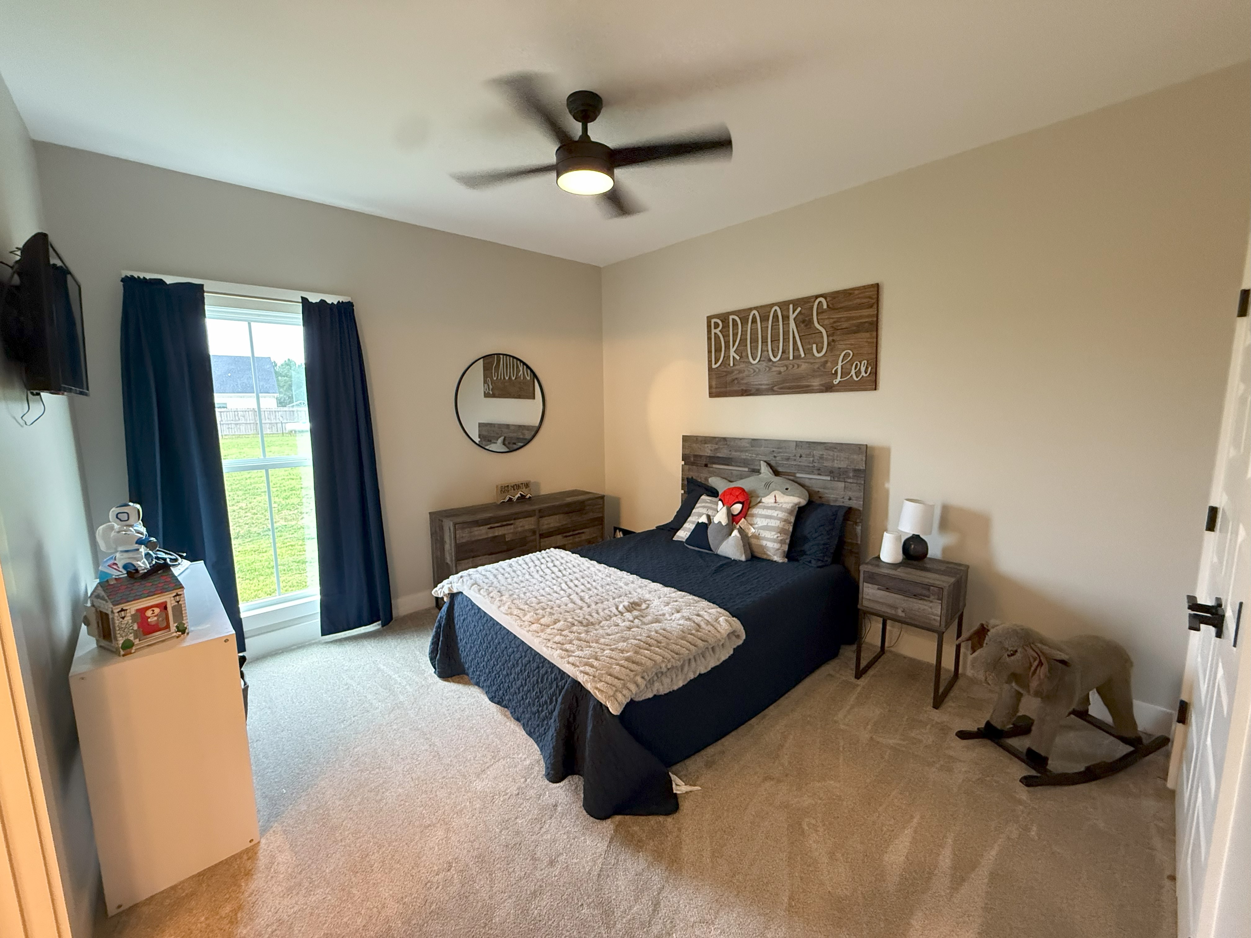 Headland, Alabama, 36345, United States, 4 Bedrooms Bedrooms, ,4 BathroomsBathrooms,Residential,For Sale,1977217