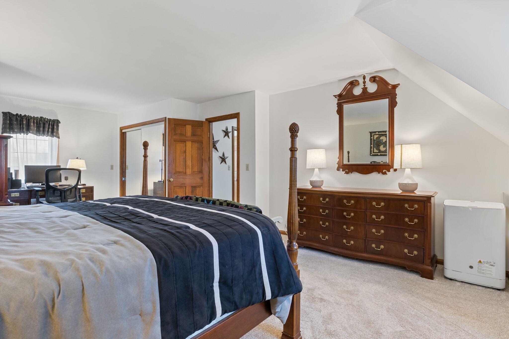 Sanford, Maine, 04083, United States, 3 Bedrooms Bedrooms, ,2 BathroomsBathrooms,Residential,For Sale,1987939