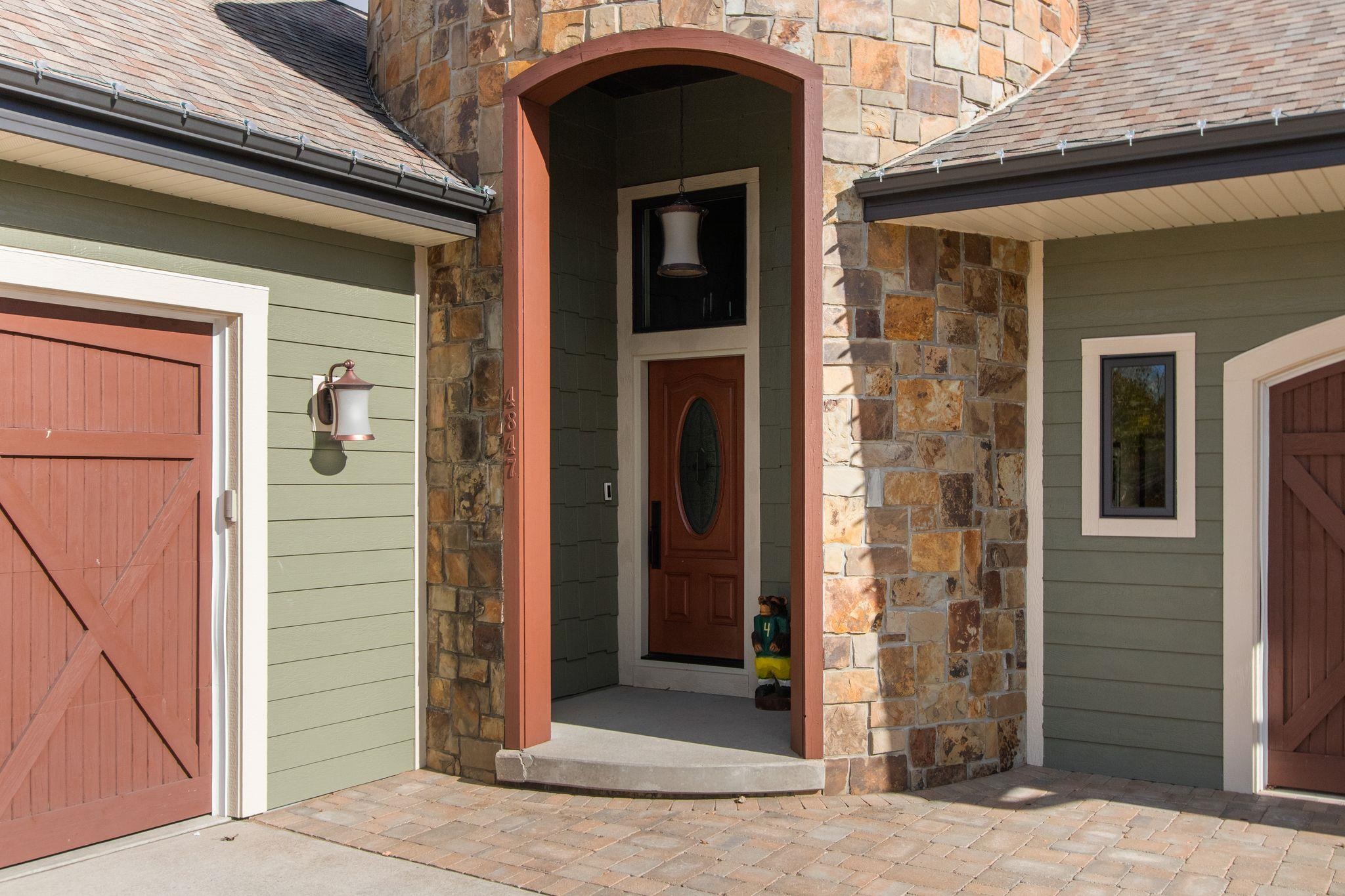 APPLETON, Wisconsin, 54913, United States, 3 Bedrooms Bedrooms, ,3 BathroomsBathrooms,Residential,For Sale,1987734