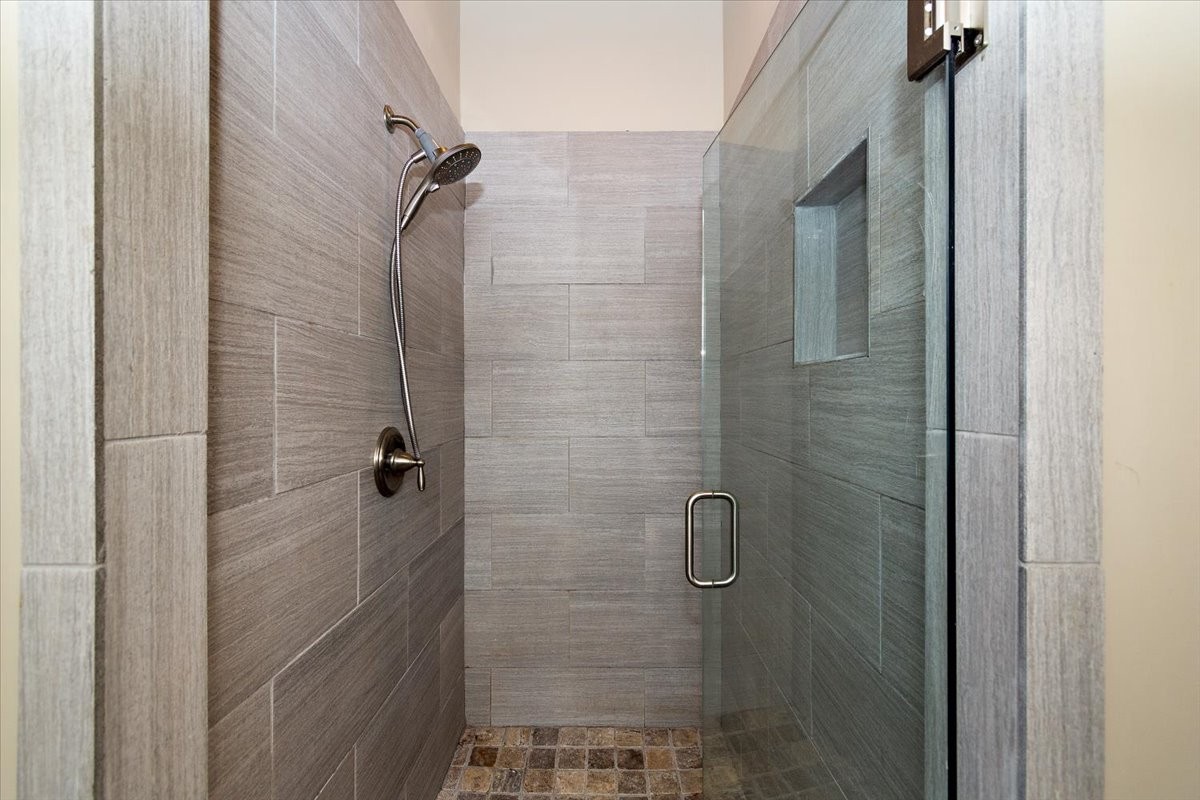 Nashville, Tennessee, 37209, United States, 3 Bedrooms Bedrooms, ,3 BathroomsBathrooms,Residential,For Sale,1837911