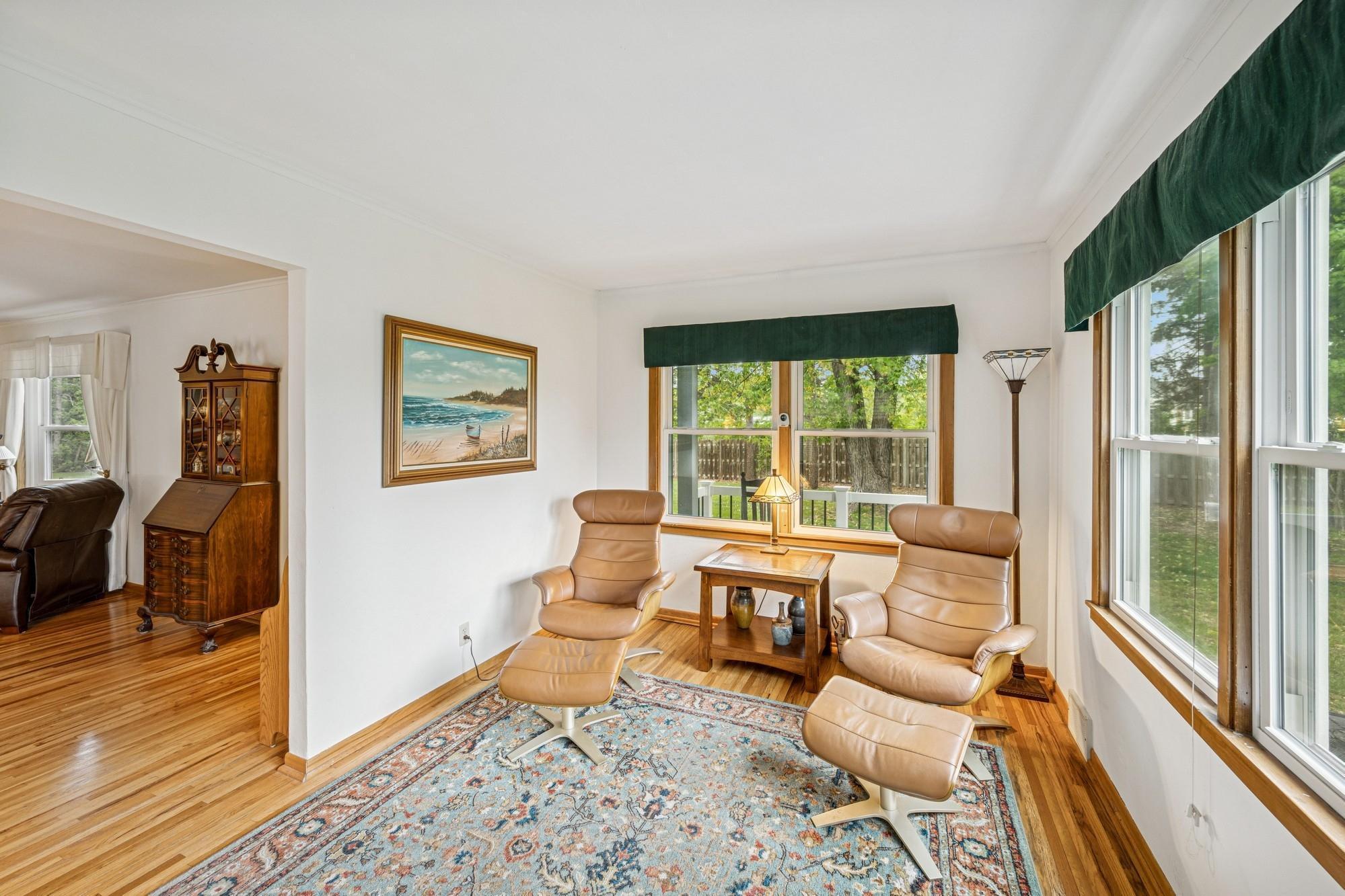 Minnetonka, Minnesota, 55345, United States, 3 Bedrooms Bedrooms, ,1 BathroomBathrooms,Residential,For Sale,1902041