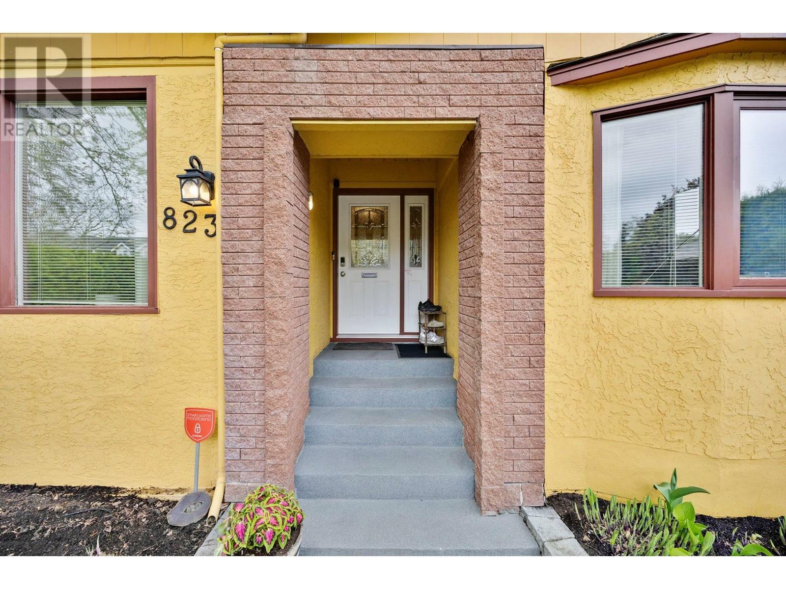 KELOWNA, British Columbia, V1Y 6A2, CA, 4 Bedrooms Bedrooms, ,3 BathroomsBathrooms,Residential,For Sale,1838696