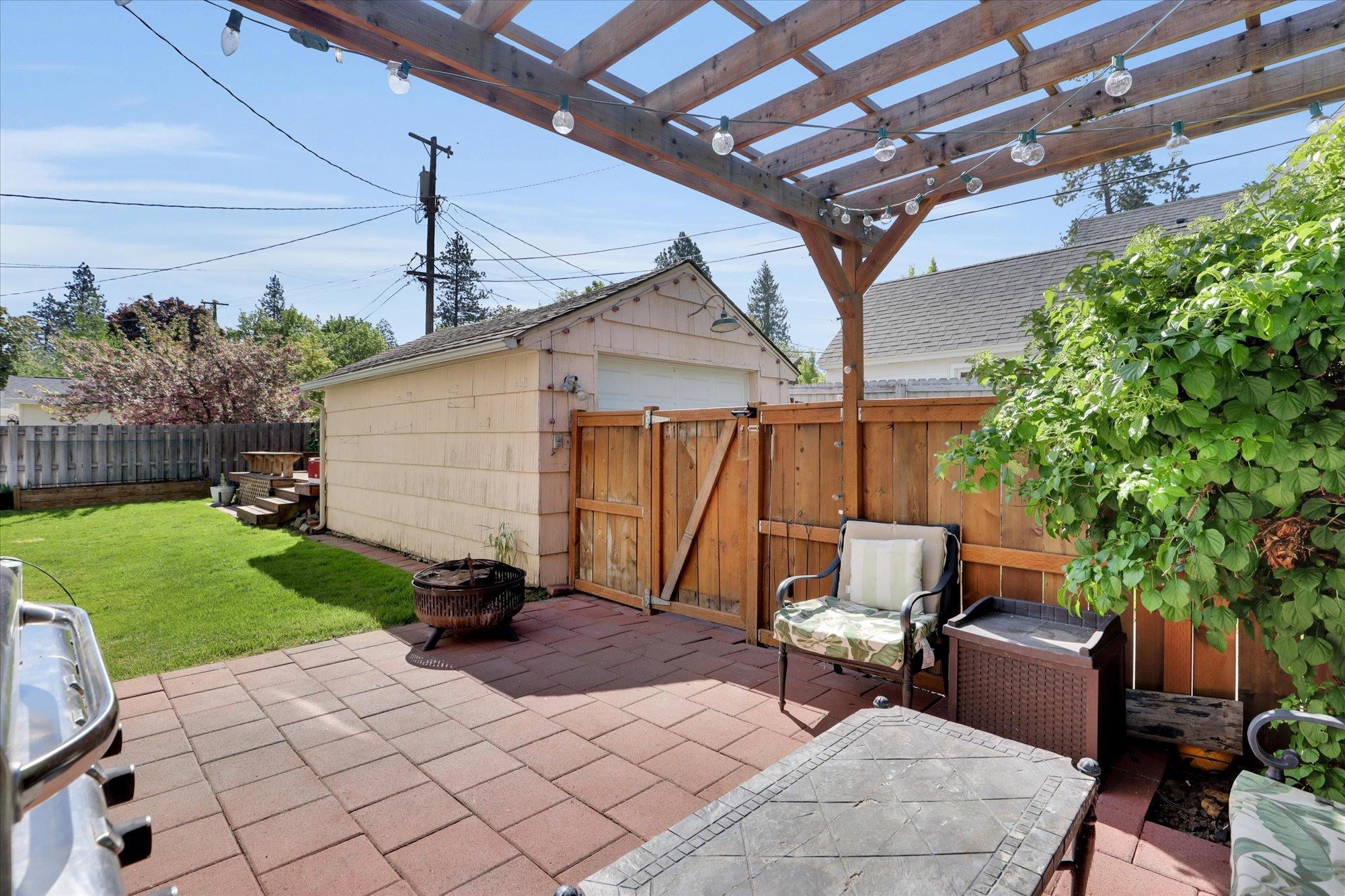 Spokane, Washington, 99203, United States, 4 Bedrooms Bedrooms, ,3 BathroomsBathrooms,Residential,For Sale,1939271
