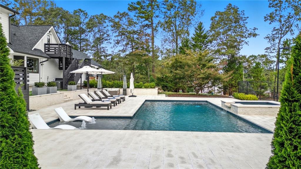 Alpharetta, Georgia, 30005, United States, 4 Bedrooms Bedrooms, ,6 BathroomsBathrooms,Residential,For Sale,1983404