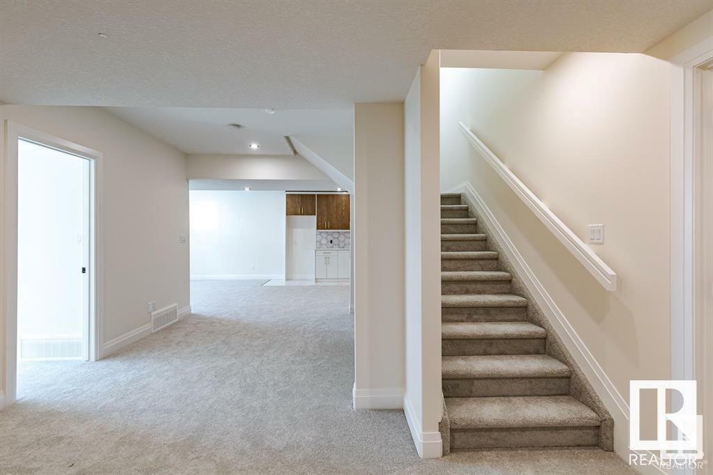 RURAL PARKLAND COUNTY, Alberta, T7X 0W7, CA, 4 Bedrooms Bedrooms, ,3 BathroomsBathrooms,Residential,For Sale,1838200