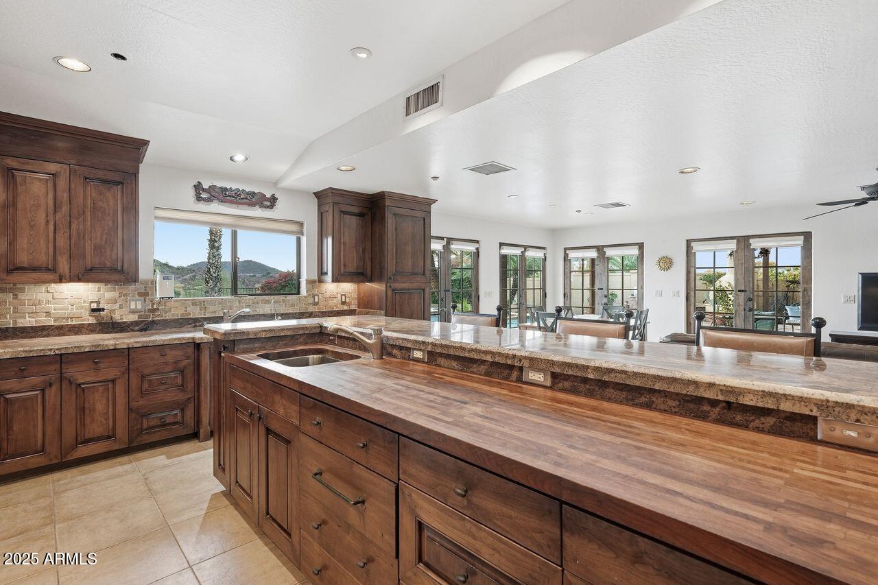 Fountain Hills, Arizona, 85268, United States, 5 Bedrooms Bedrooms, ,5 BathroomsBathrooms,Residential,For Sale,1998459