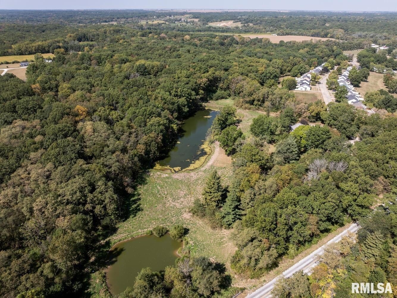 Macomb, Illinois, 61455, United States, 6 Bedrooms Bedrooms, ,5 BathroomsBathrooms,Residential,For Sale,1982236