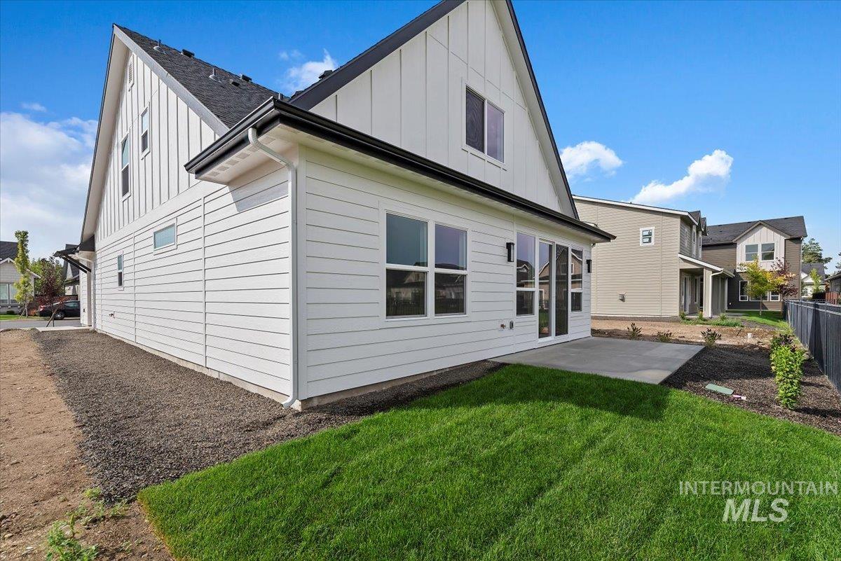 Eagle, Idaho, 83616-1017, United States, 4 Bedrooms Bedrooms, ,Residential,For Sale,1925086