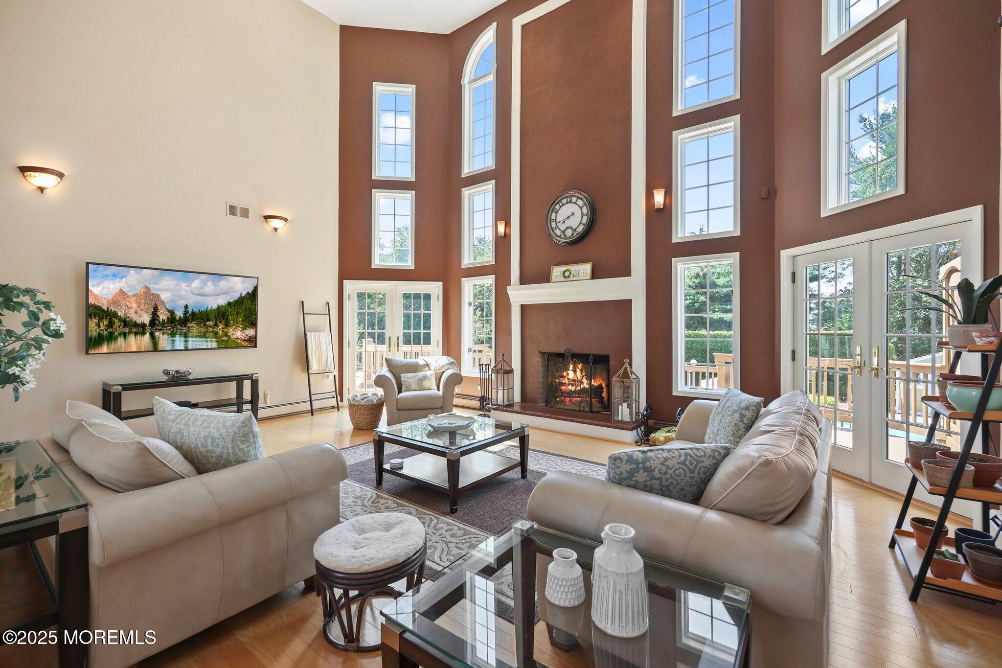 Manalapan, New Jersey, 07726, United States, 5 Bedrooms Bedrooms, ,7 BathroomsBathrooms,Residential,For Sale,1979083