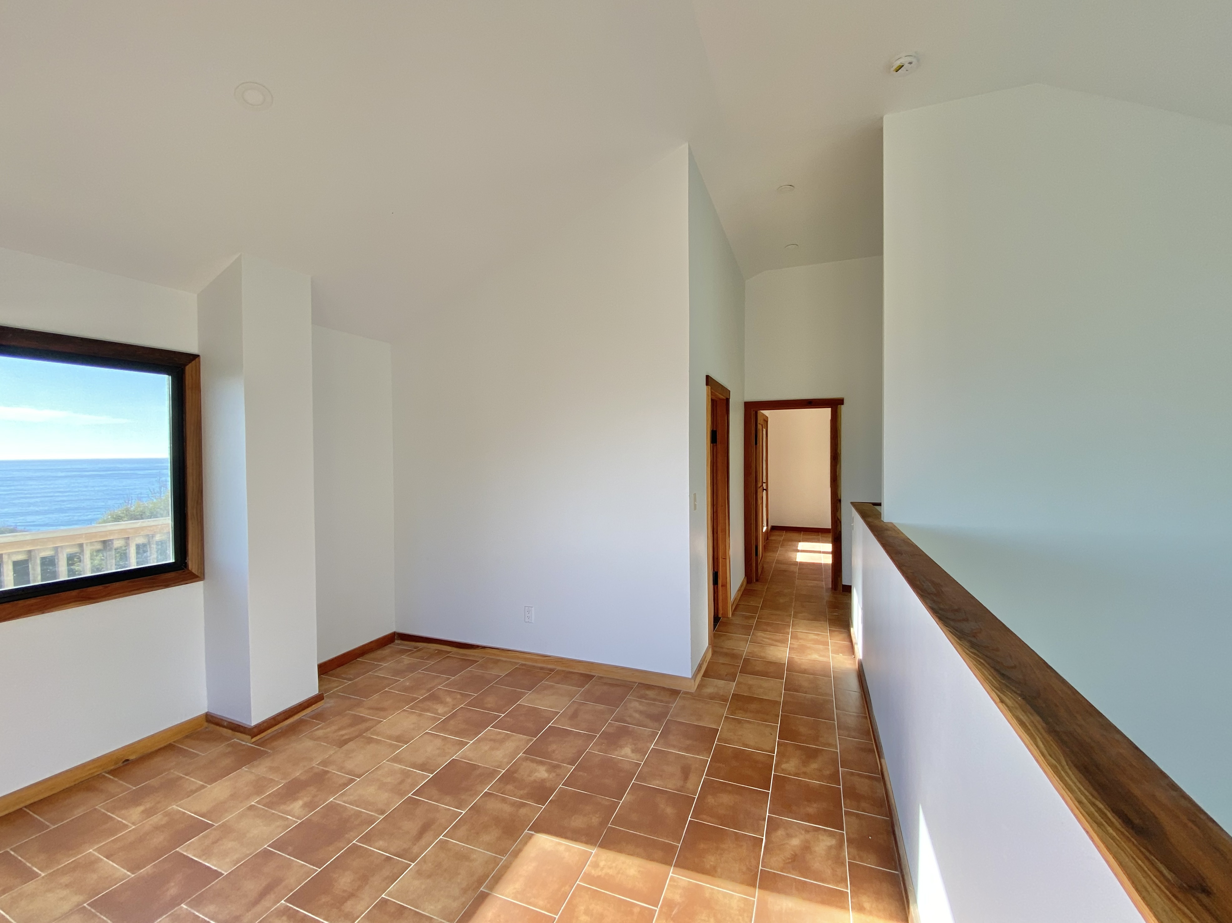  20-Acre Ocean View Parcel - 物件實景