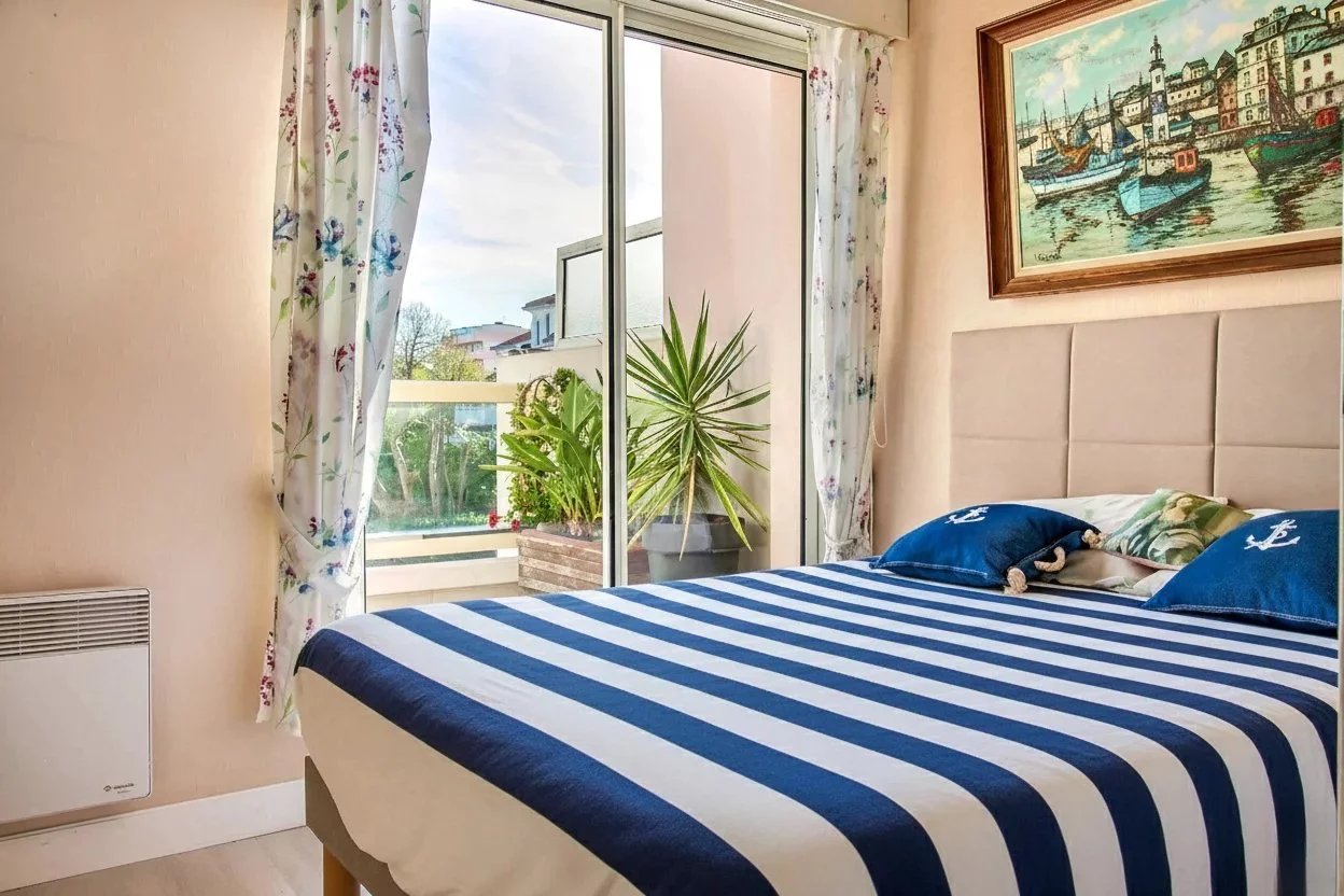 Arcachon, New Aquitaine, 33120, FR, 3 Bedrooms Bedrooms, ,3 BathroomsBathrooms,Residential,For Sale,1996212