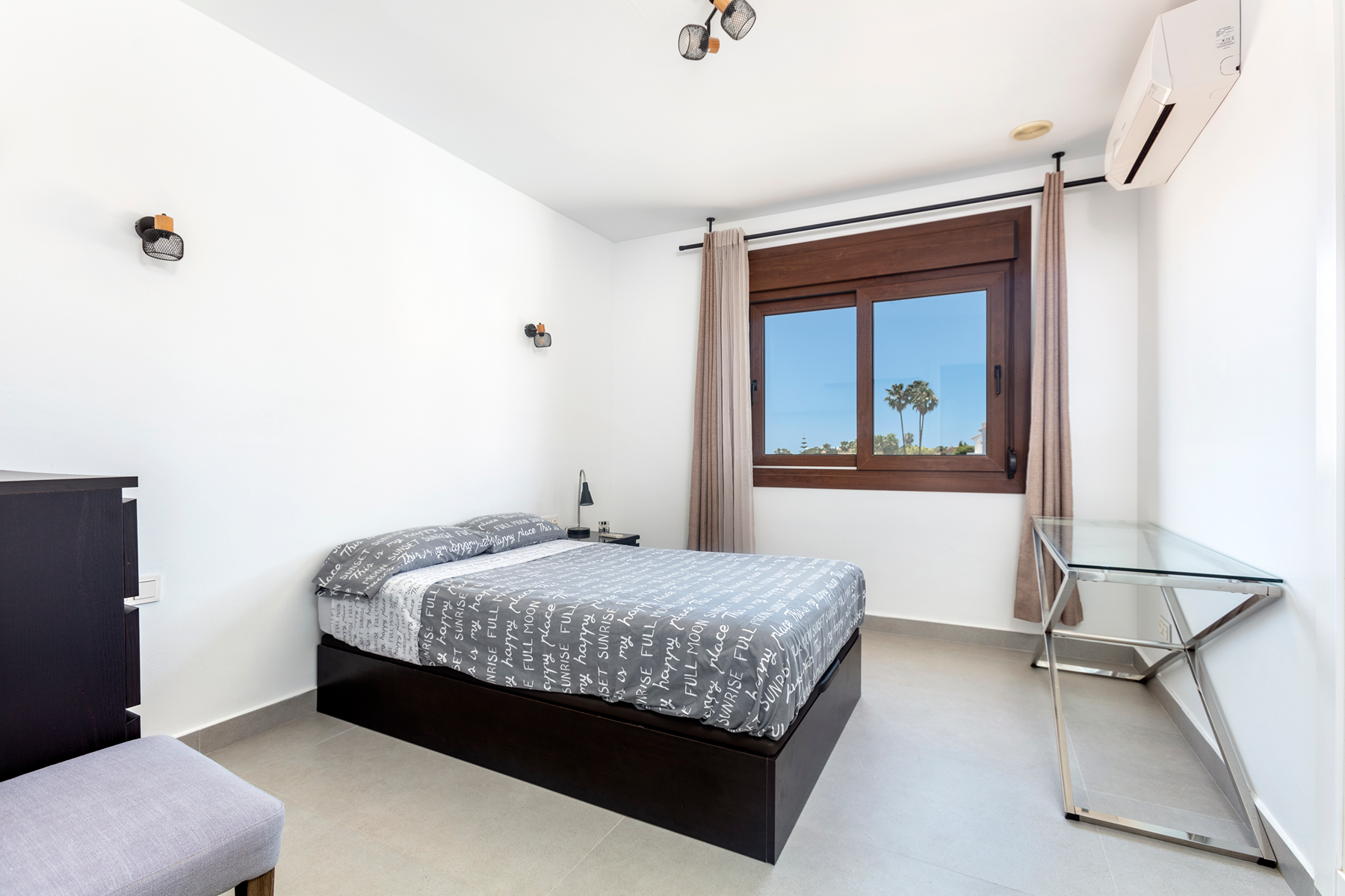  Fully renovated Andalusian style villa with panoramic sea and La Concha views - 物件實景