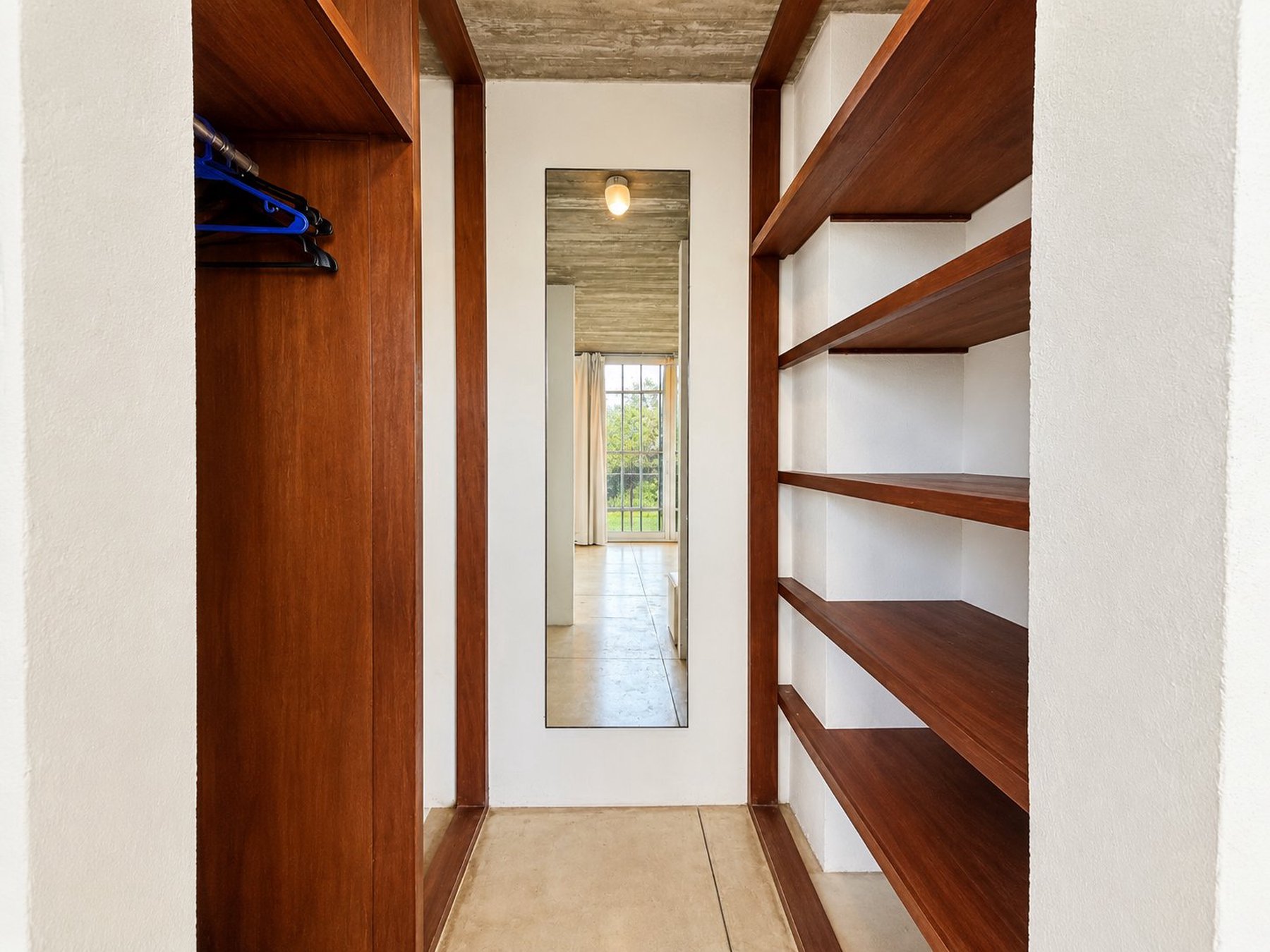  Modern House Steps from the Sea - 物件實景