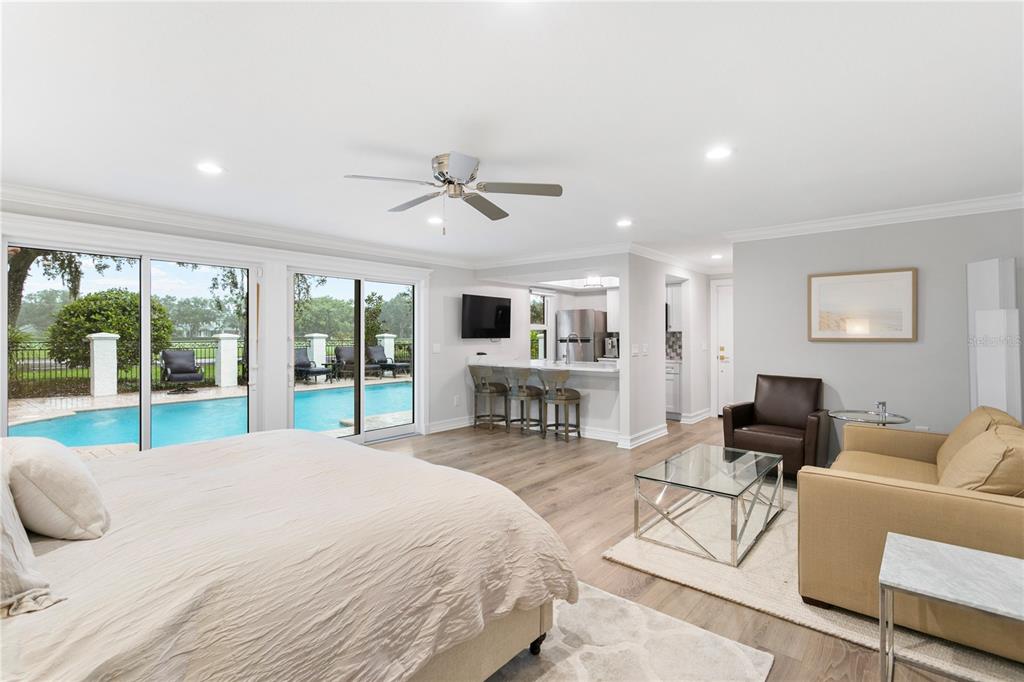 Tampa, Florida, 33613, United States, 7 Bedrooms Bedrooms, ,8 BathroomsBathrooms,Residential,For Sale,1979226