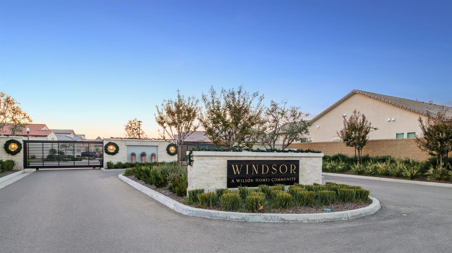 Clovis, California, 93619, United States, 6 Bedrooms Bedrooms, ,4 BathroomsBathrooms,Residential,For Sale,2005151