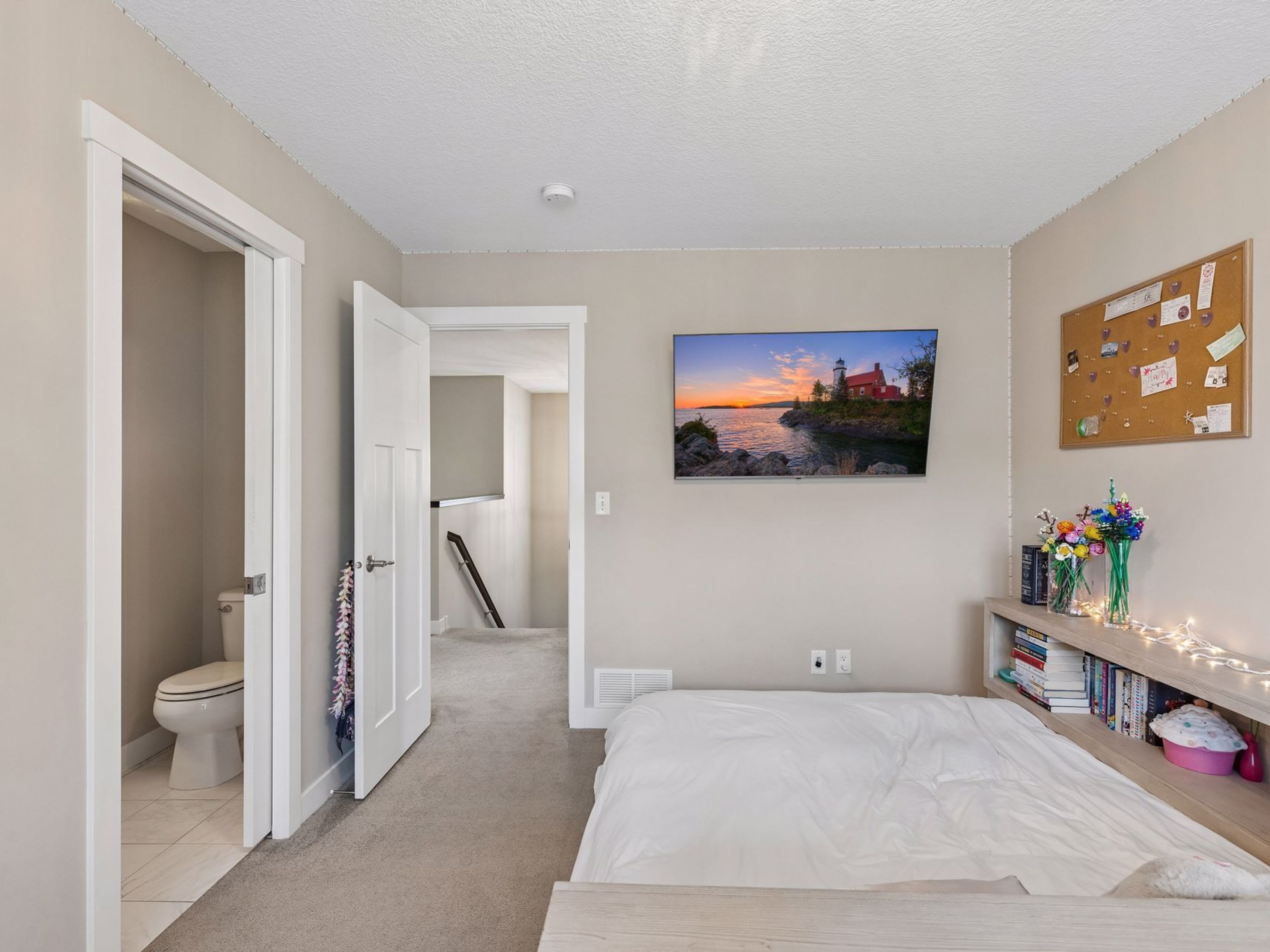  Luxury Living in Desirable Brown’s Creek Cove - 物件實景