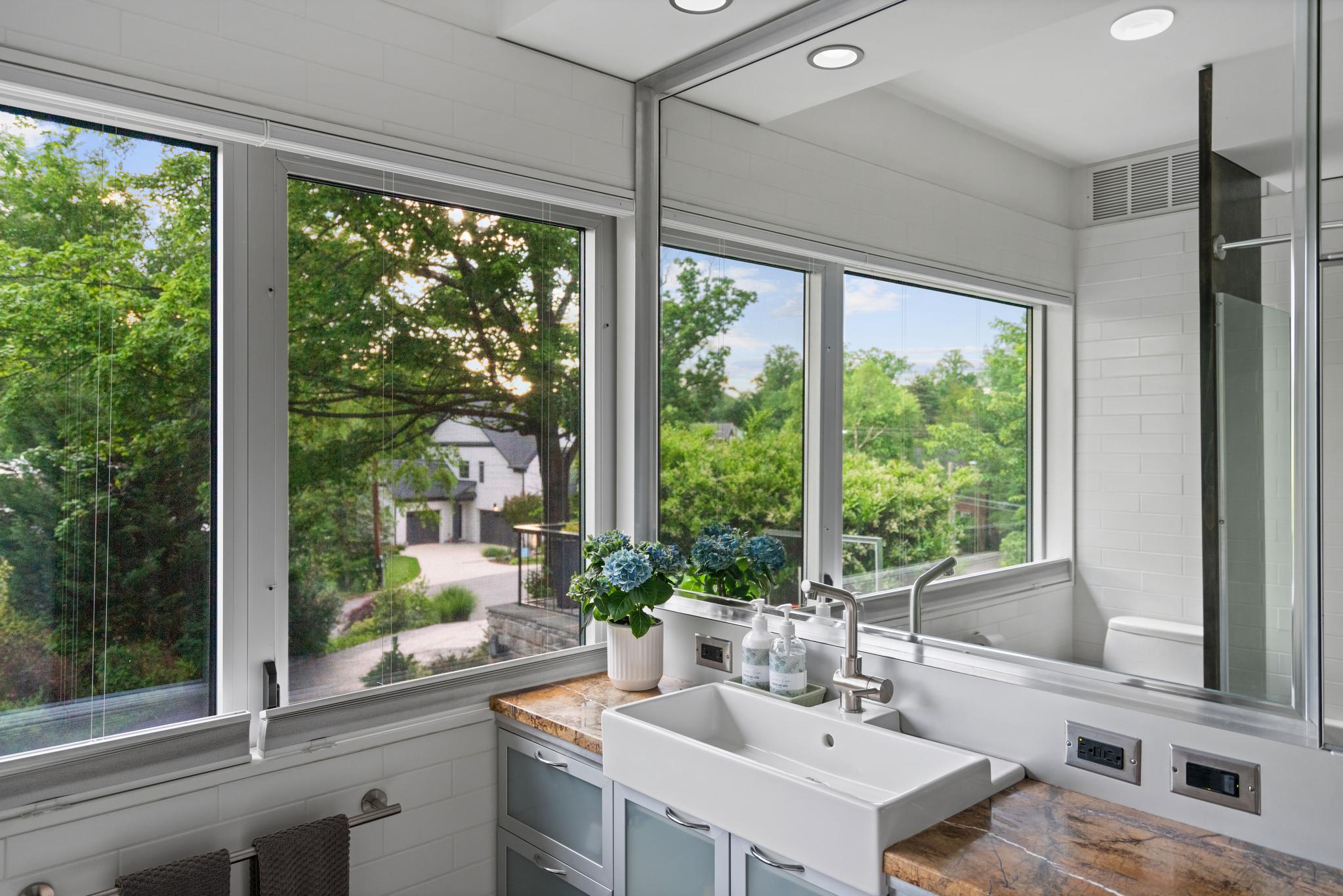  2533 N Ridgeview Road, Arlington, VA, 22207 - 物件實景