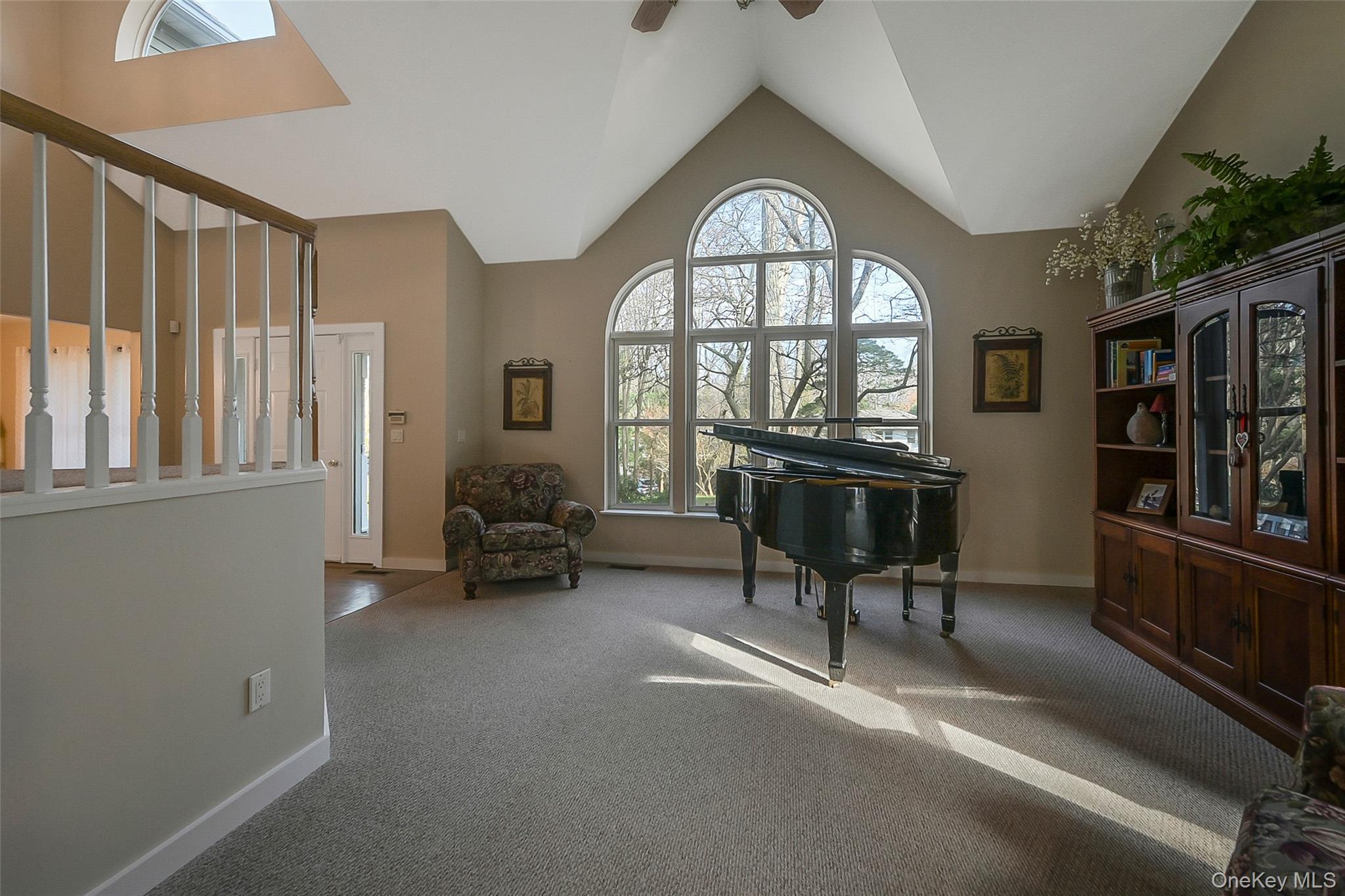 Wading River, New York, 11792, United States, 4 Bedrooms Bedrooms, ,3 BathroomsBathrooms,Residential,For Sale,2002958